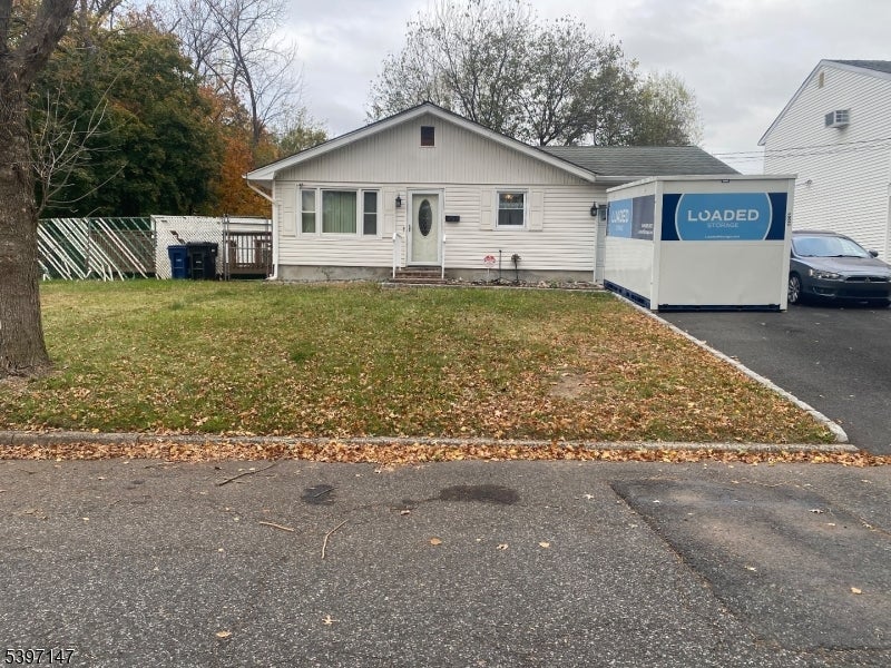 Plainfield City, New Jersey, 07062, United States, 3 Bedrooms Bedrooms, ,1 BathroomBathrooms,Residential,For Sale,1992468