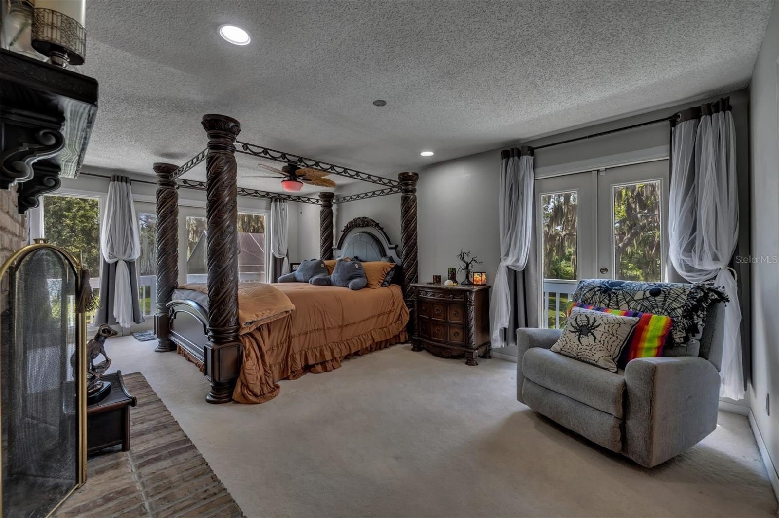 DELTONA, Florida, 32725, United States, 5 Bedrooms Bedrooms, ,3 BathroomsBathrooms,Residential,For Sale,1983219