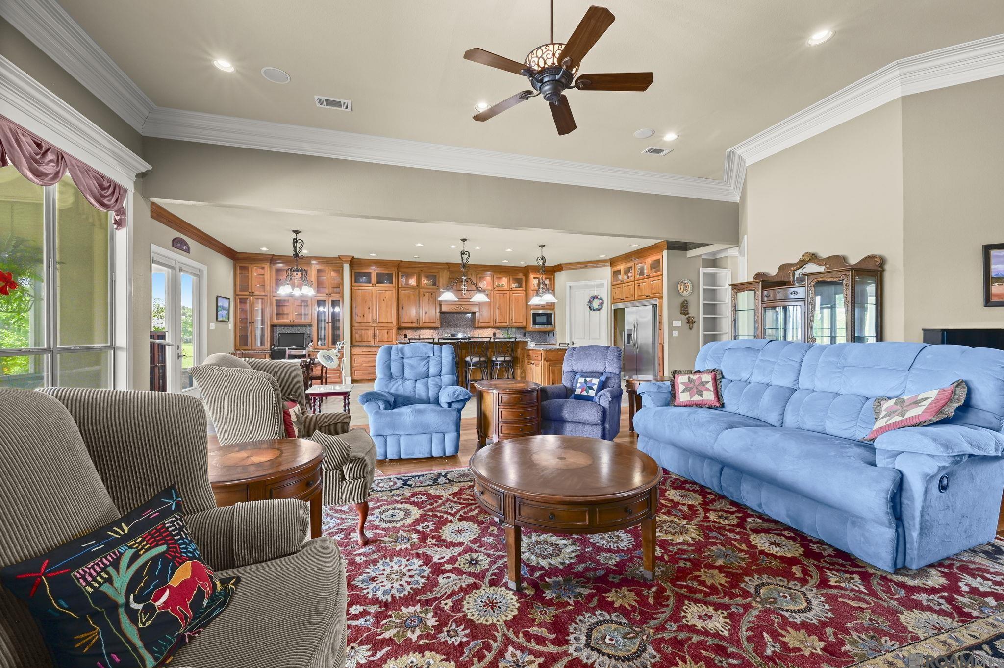 Central, Louisiana, 70739, United States, 4 Bedrooms Bedrooms, ,3 BathroomsBathrooms,Residential,For Sale,1976981