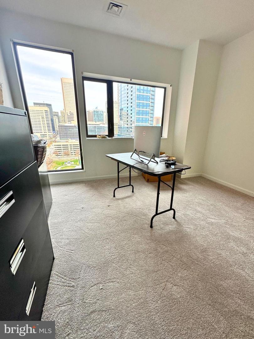 Baltimore, Maryland, 21202, United States, 3 Bedrooms Bedrooms, ,6 BathroomsBathrooms,Residential,For Sale,2002254