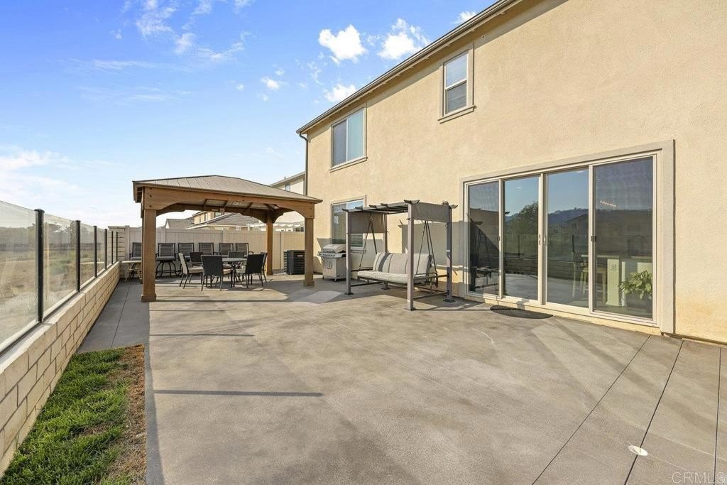 Valley Center, California, 92082, United States, 5 Bedrooms Bedrooms, ,4 BathroomsBathrooms,Residential,For Sale,1950839