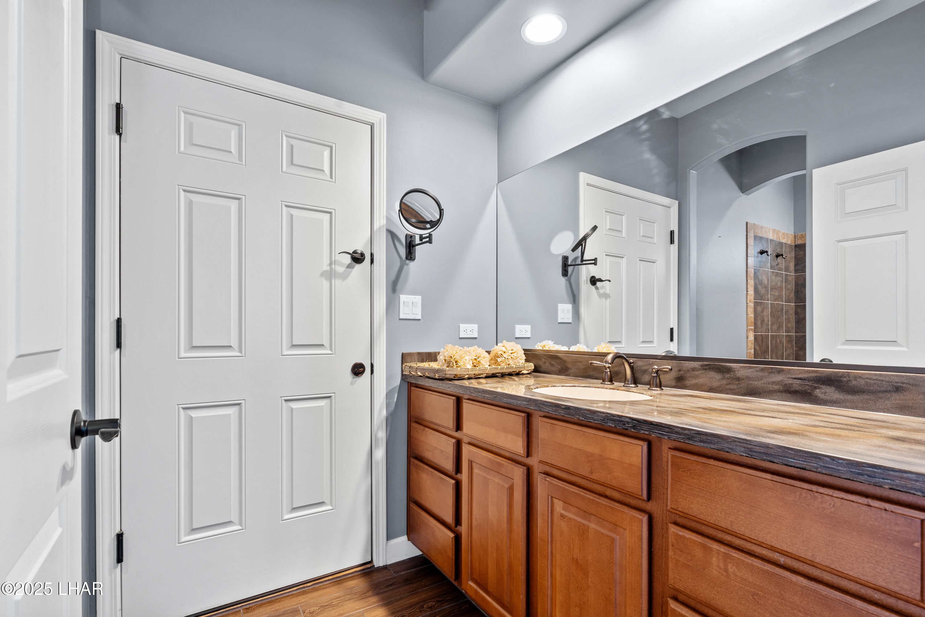 Lake Havasu City, Arizona, 86406, United States, 3 Bedrooms Bedrooms, ,1 BathroomBathrooms,Residential,For Sale,1995685