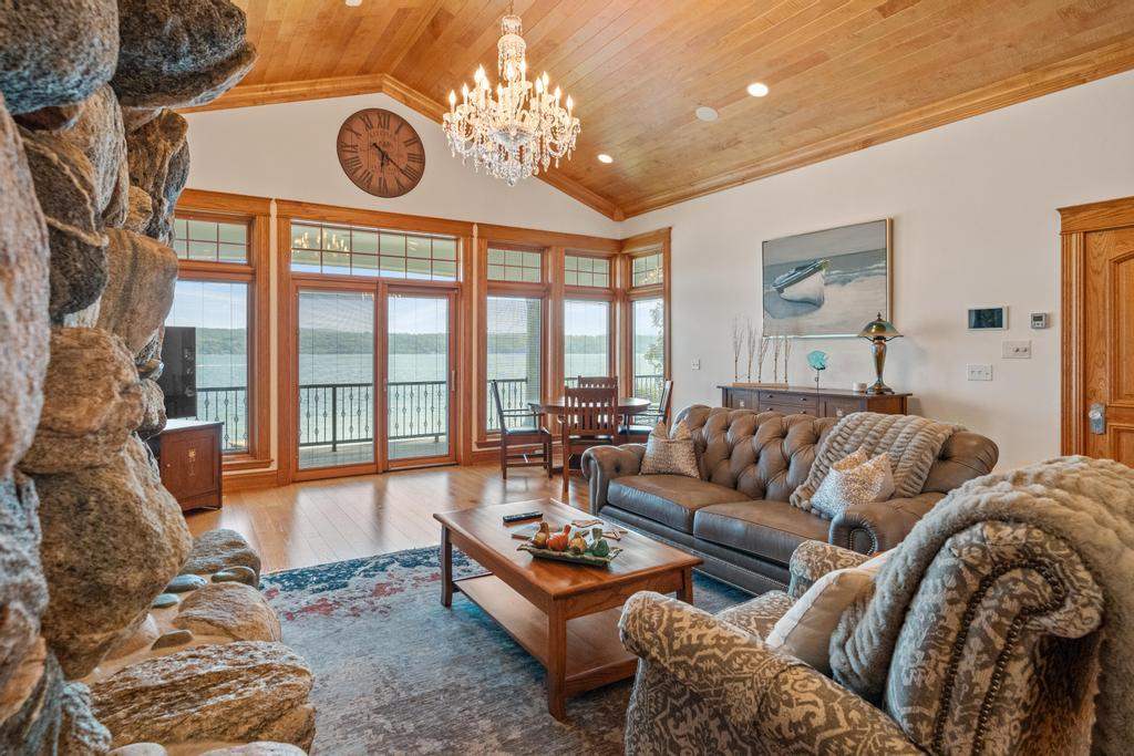 Boyne City, Michigan, 49712, United States, 5 Bedrooms Bedrooms, ,6 BathroomsBathrooms,Residential,For Sale,1890151