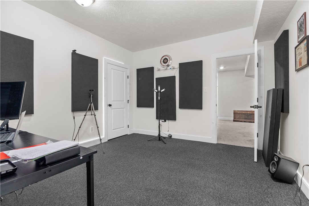 North Strabane, Pennsylvania, 15317, United States, 3 Bedrooms Bedrooms, ,3 BathroomsBathrooms,Residential,For Sale,1941695