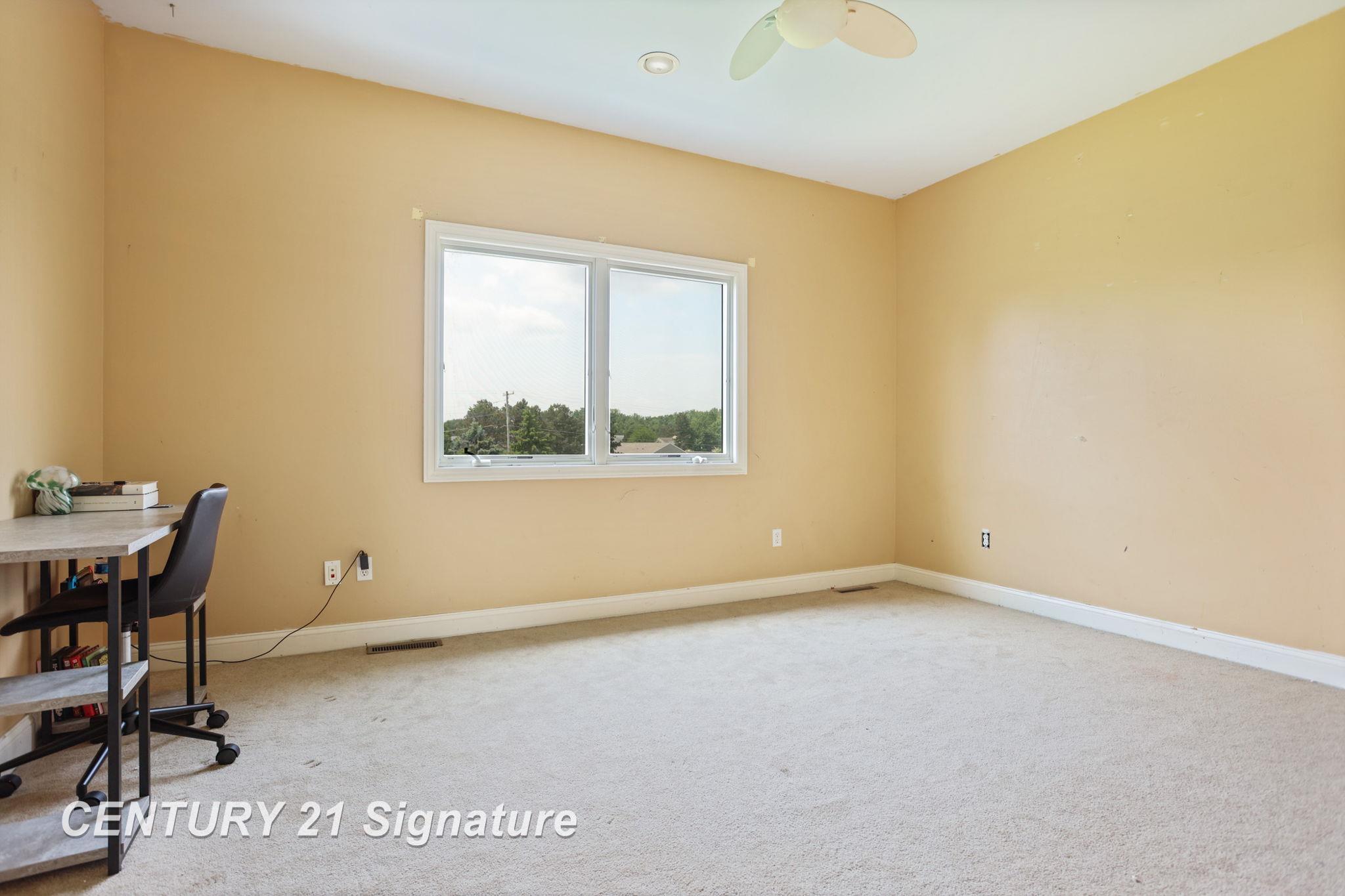 Saginaw, Michigan, 48603, United States, 4 Bedrooms Bedrooms, ,4 BathroomsBathrooms,Residential,For Sale,1920670