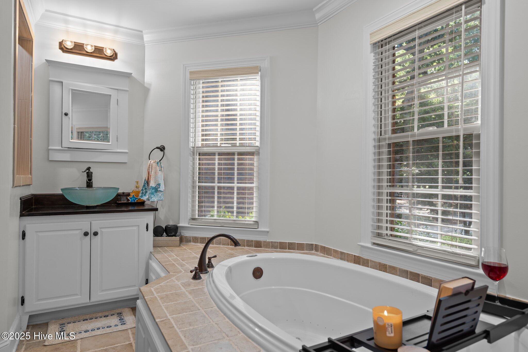 Wallace, North Carolina, 28466, United States, 4 Bedrooms Bedrooms, ,4 BathroomsBathrooms,Residential,For Sale,1982430