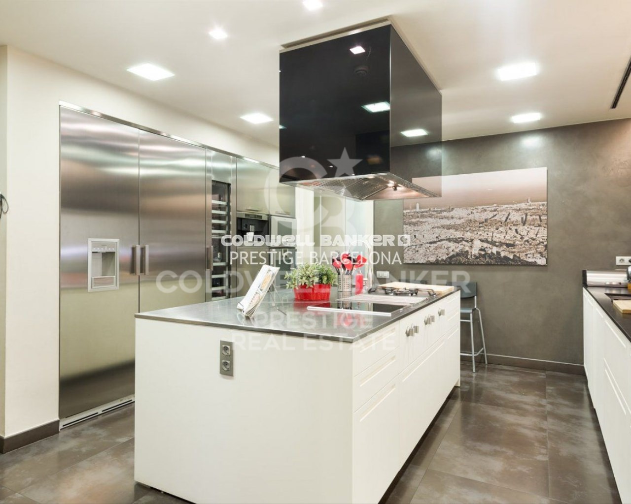 Barcelona, Catalonia, ES, 5 Bedrooms Bedrooms, ,3 BathroomsBathrooms,Residential,For Sale,1613109