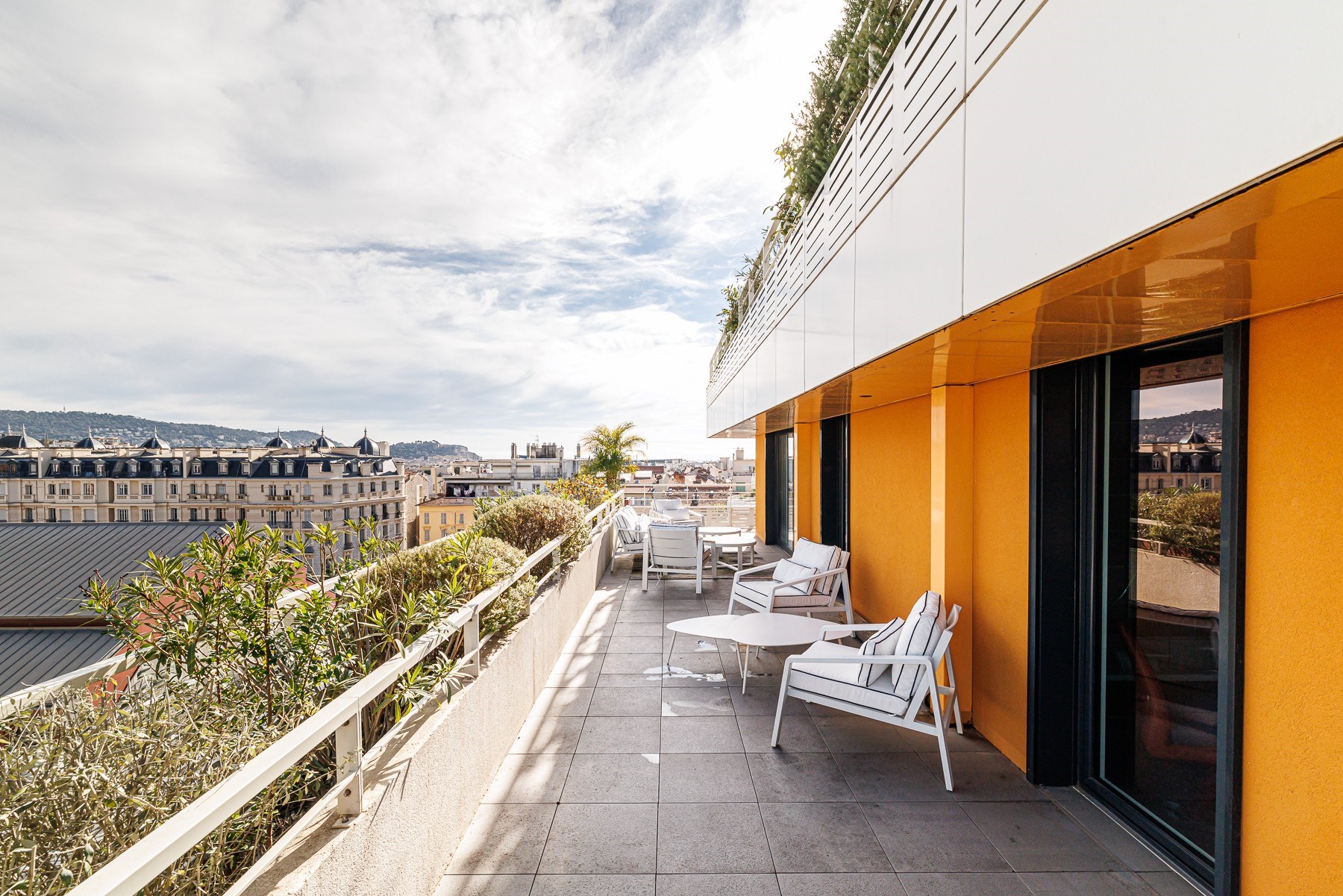 For sale 2-bedroom apartment in Nice Libération with high-end finishes - 物件實景