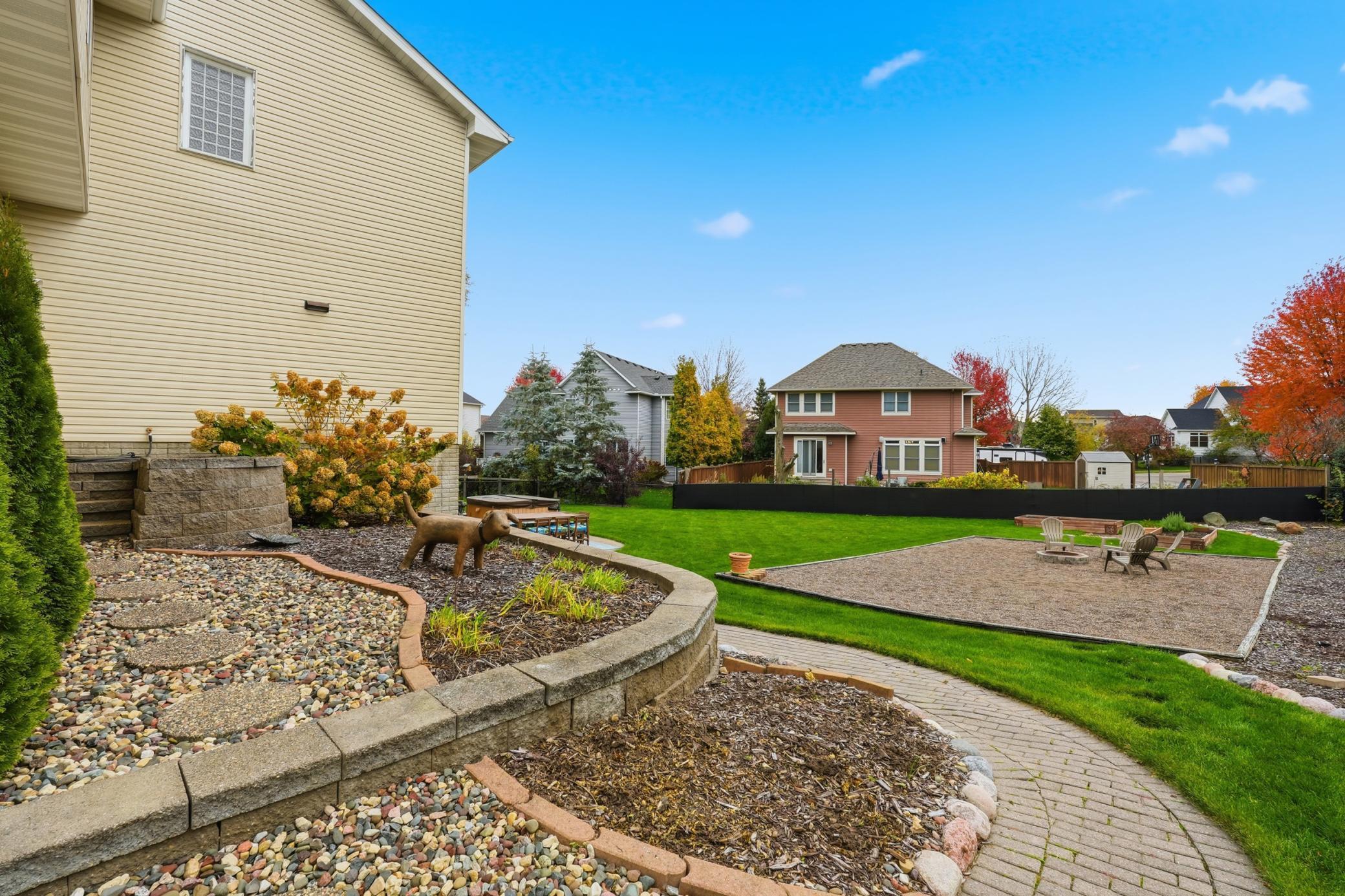 Hudson, Wisconsin, 54016, United States, 5 Bedrooms Bedrooms, ,3 BathroomsBathrooms,Residential,For Sale,1989559