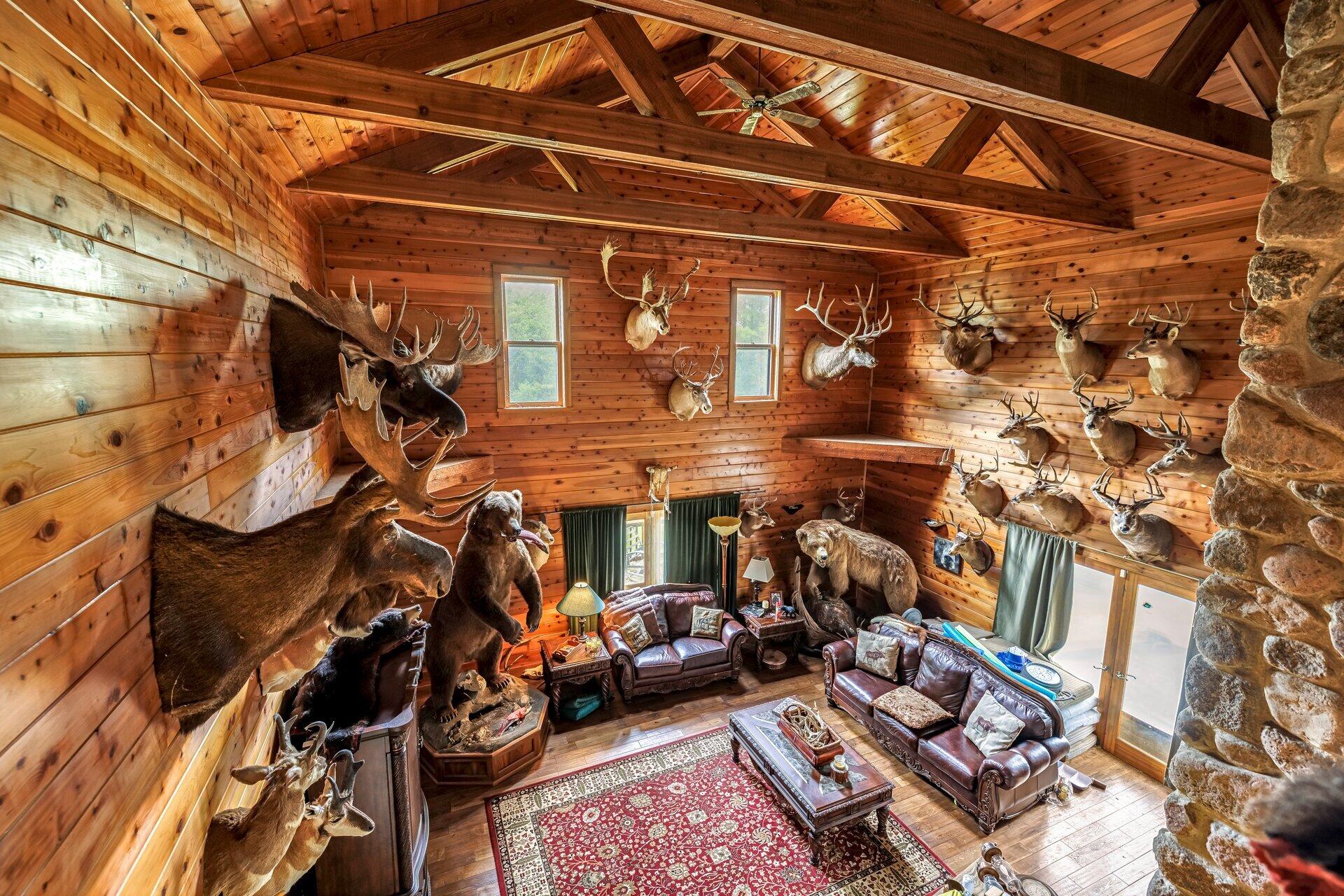 Saukville, Wisconsin, 53080, United States, 4 Bedrooms Bedrooms, ,4 BathroomsBathrooms,Residential,For Sale,1877225