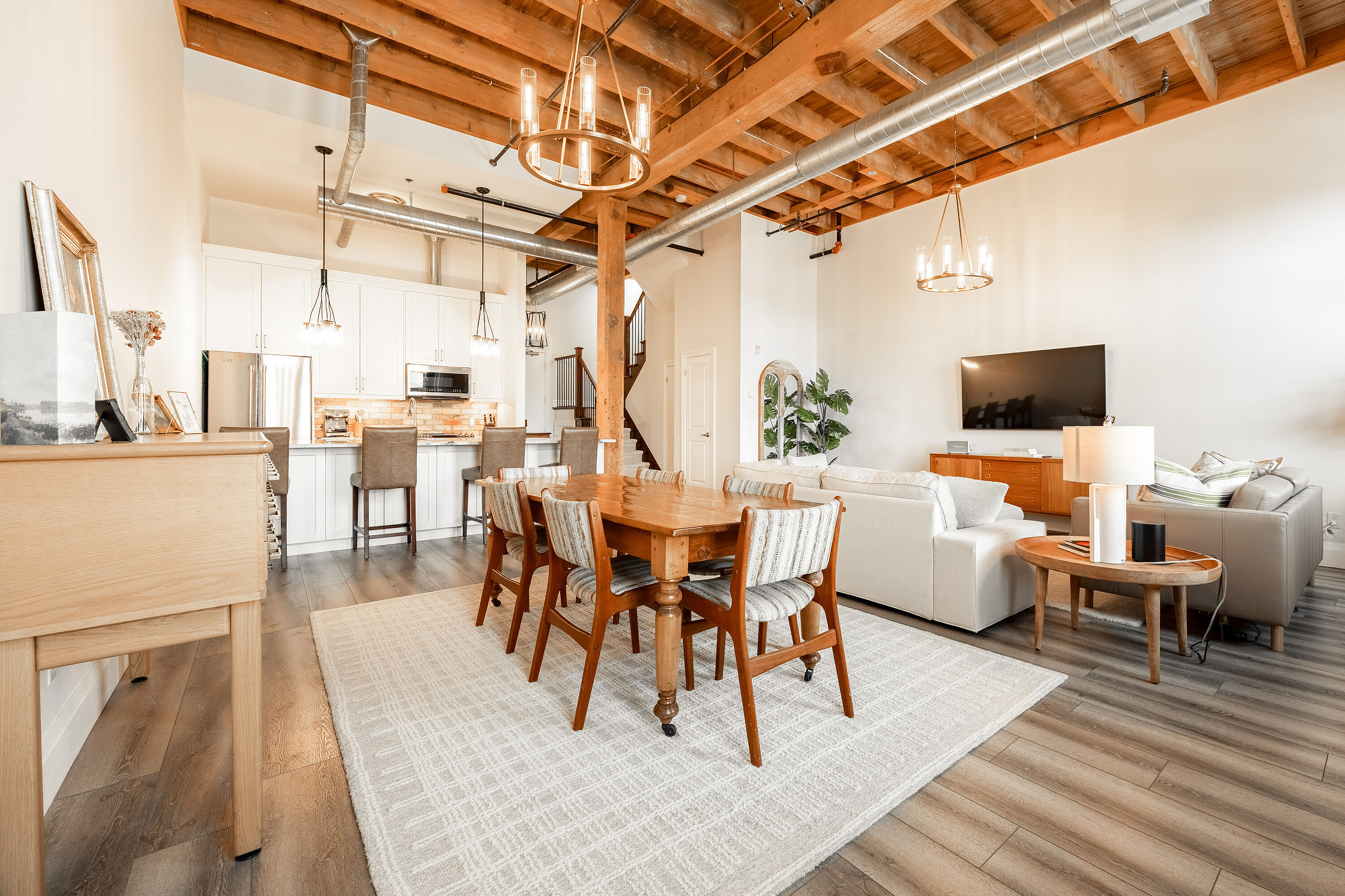  Brick & Beam Penthouse - 物件實景