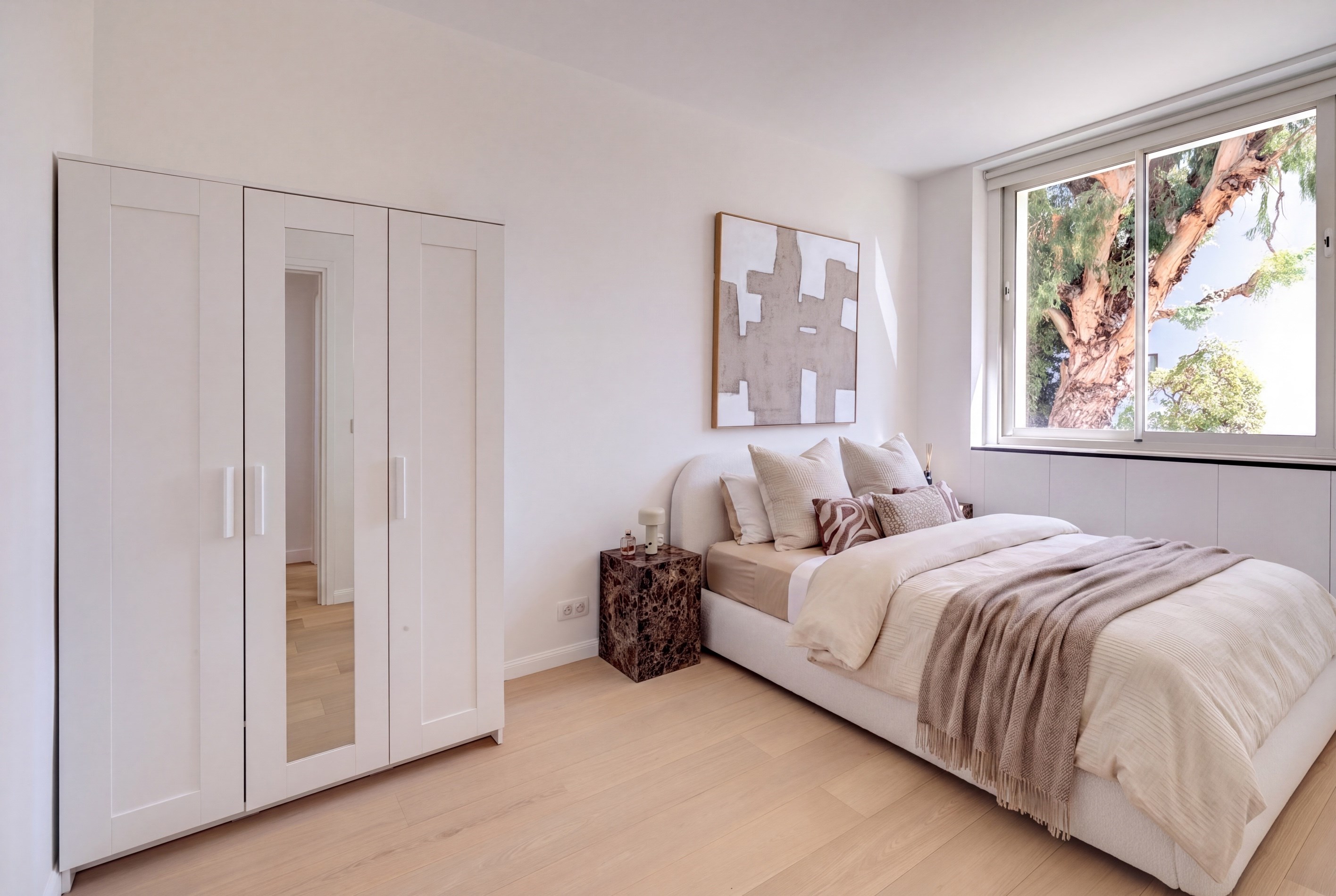  Cannes Basse Californie, renovated three bedroom apartment with balcony and par… - 物件實景