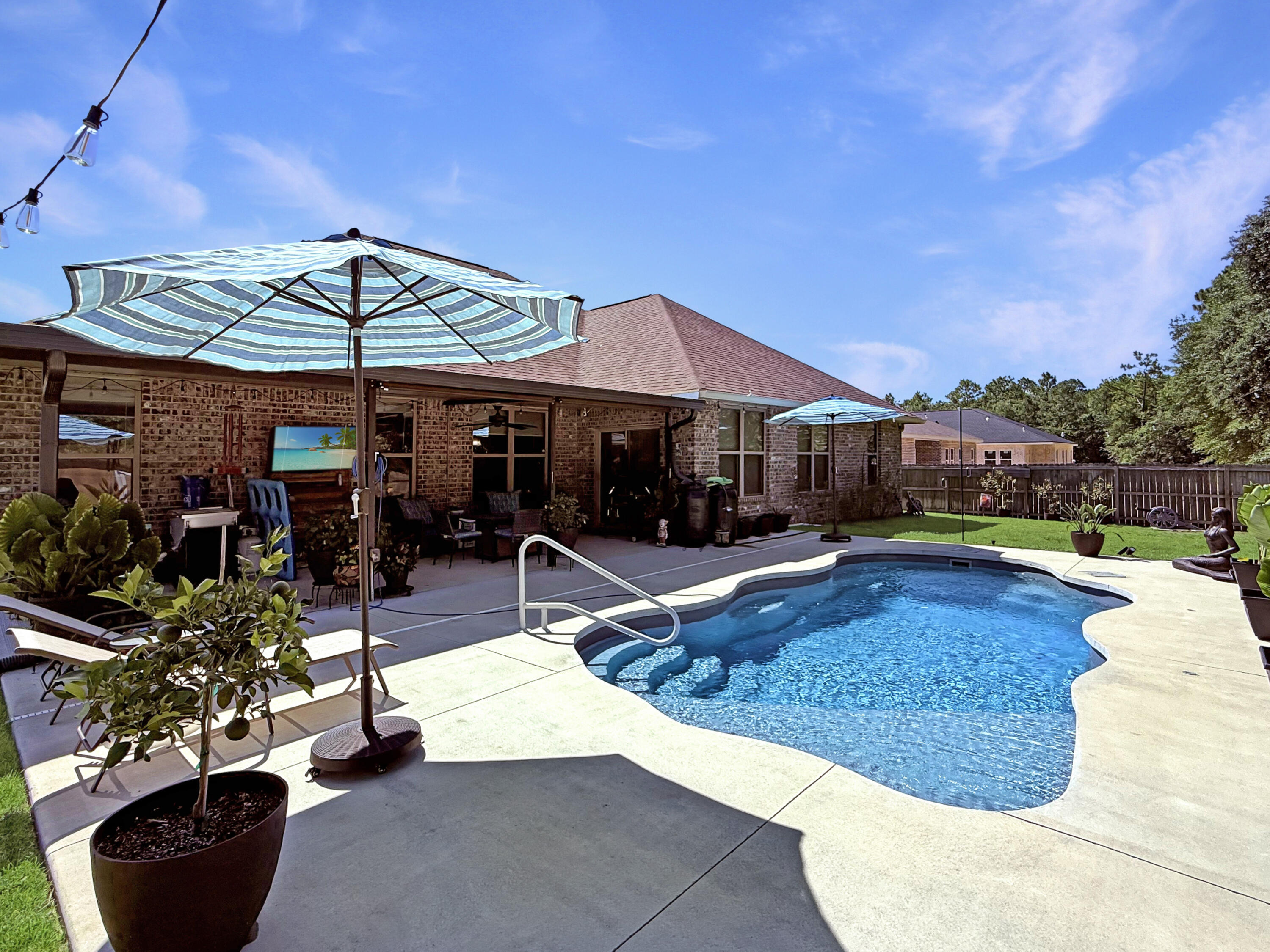 Crestview, Florida, 32539, United States, 4 Bedrooms Bedrooms, ,3 BathroomsBathrooms,Residential,For Sale,1903376