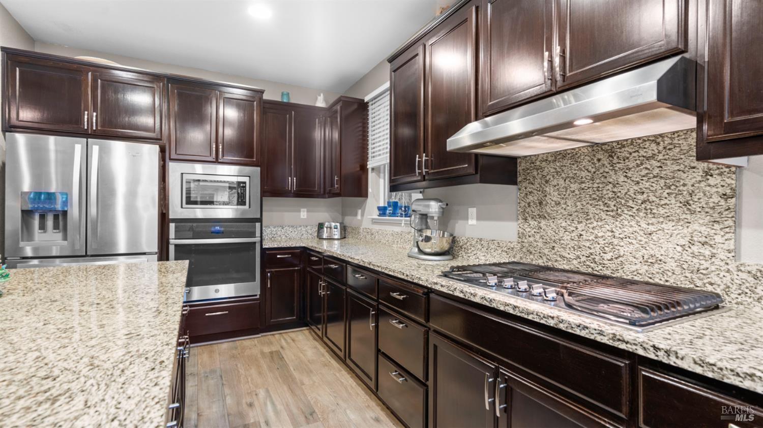 Vacaville, California, 95688, United States, 5 Bedrooms Bedrooms, ,3 BathroomsBathrooms,Residential,For Sale,2005727