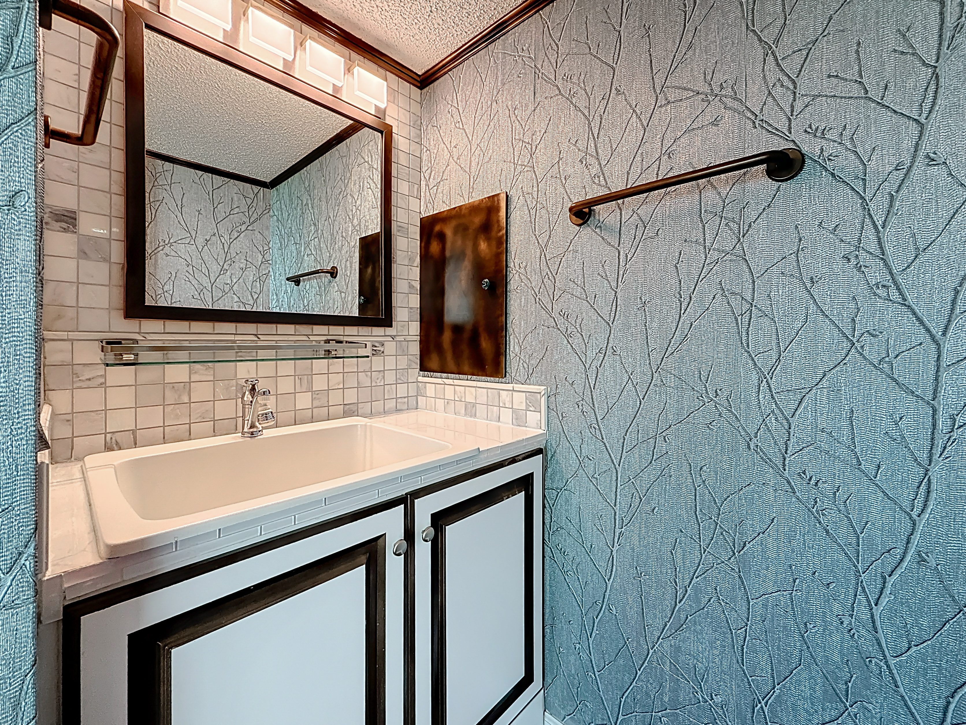 Treasure Island, Florida, 33706, United States, 3 Bedrooms Bedrooms, ,3 BathroomsBathrooms,Residential,For Sale,1983307