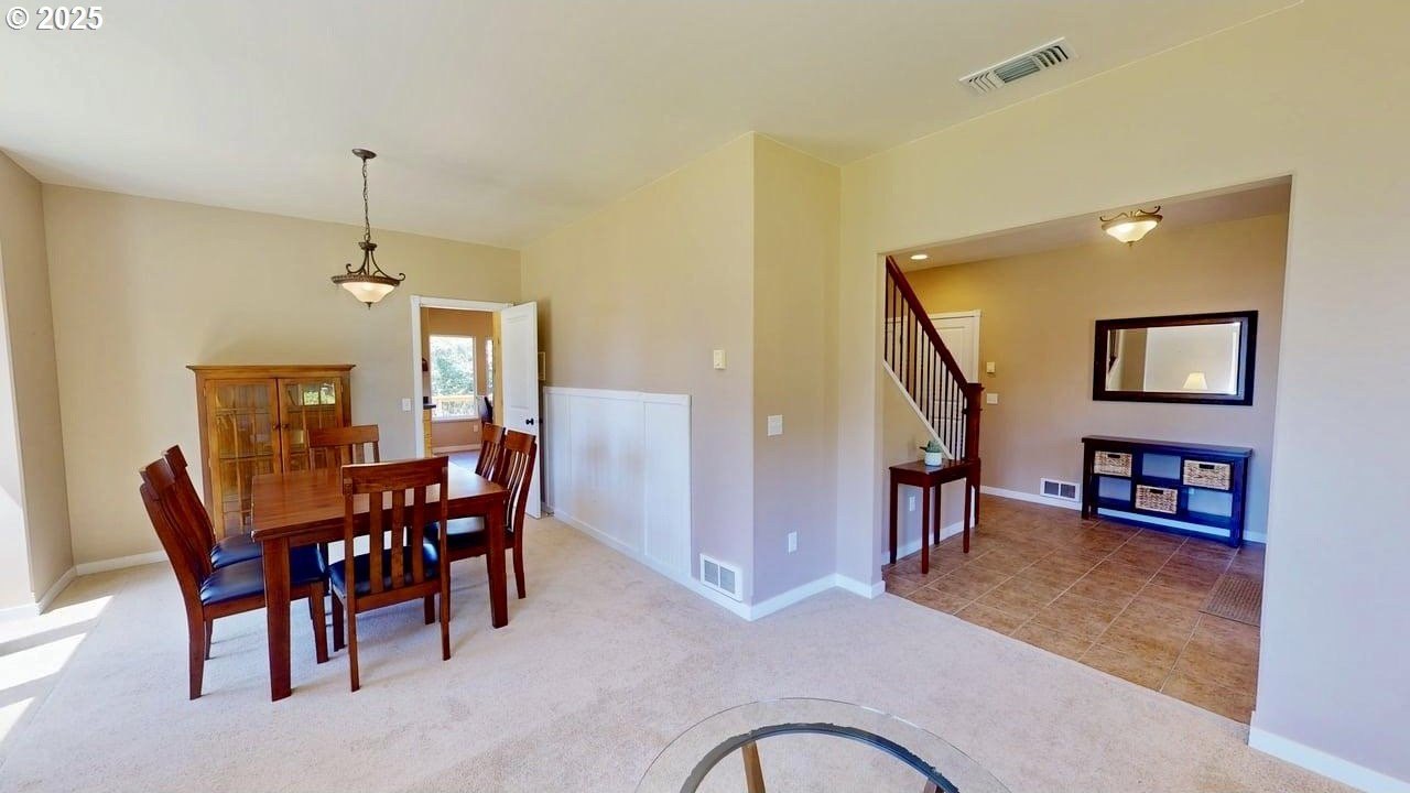 Gold Beach, Oregon, 97444, United States, 6 Bedrooms Bedrooms, ,4 BathroomsBathrooms,Residential,For Sale,1982299