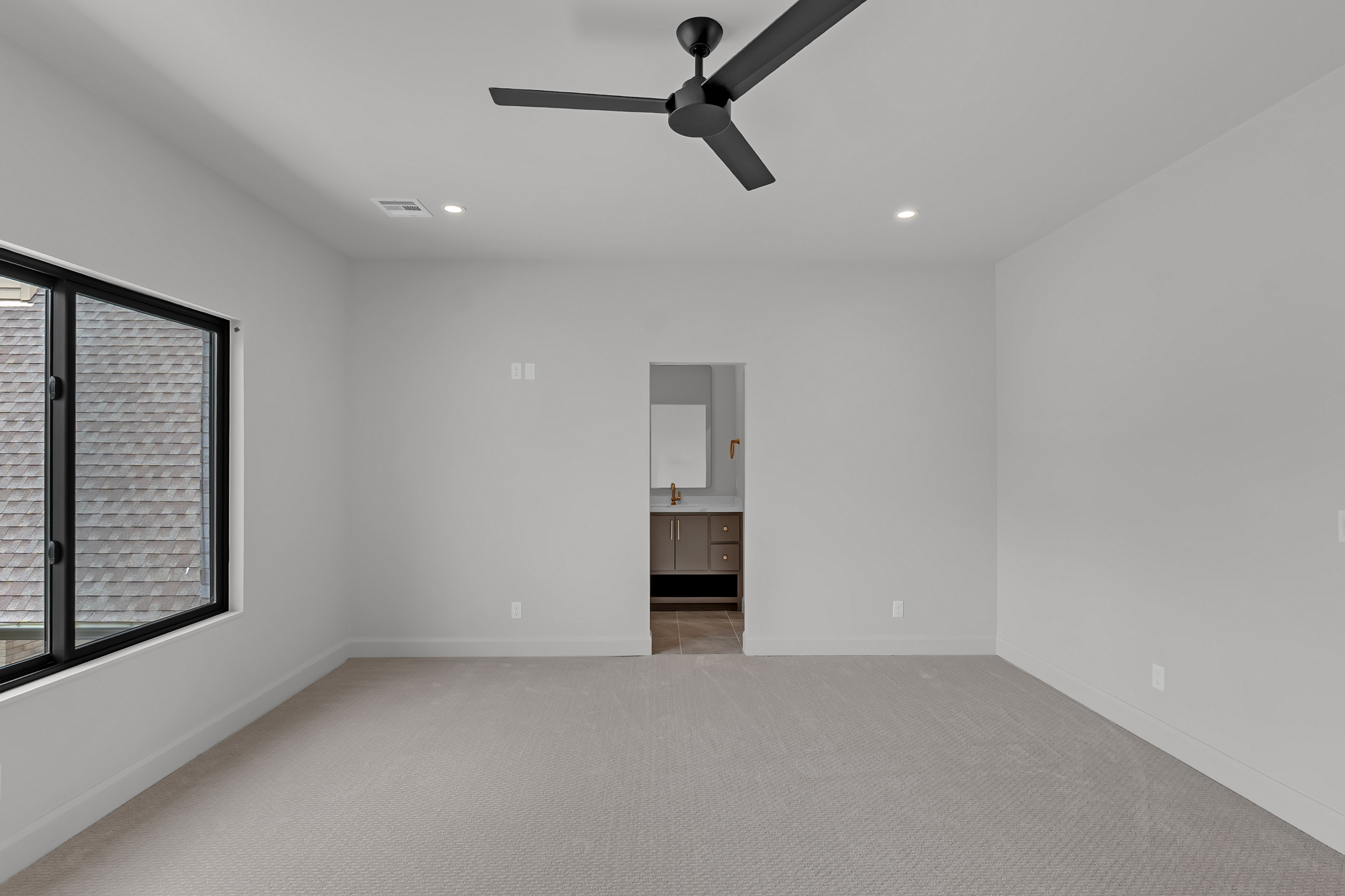  17683 East White Tail Cove, Owasso, OK 74055 - 物件實景