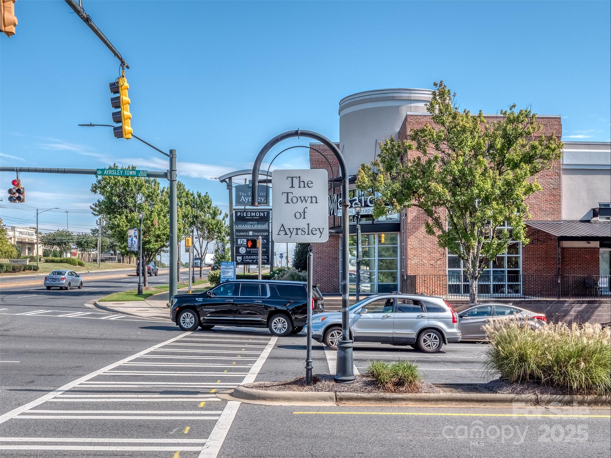 Charlotte, North Carolina, 28273, United States, 3 Bedrooms Bedrooms, ,4 BathroomsBathrooms,Residential,For Sale,1956381