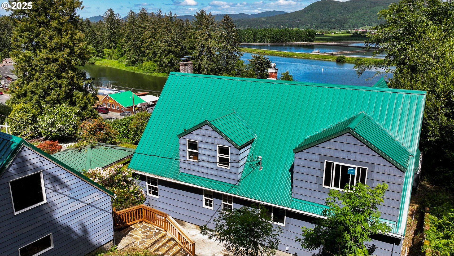 Nehalem, Oregon, 97131, United States, 5 Bedrooms Bedrooms, ,3 BathroomsBathrooms,Residential,For Sale,1847261