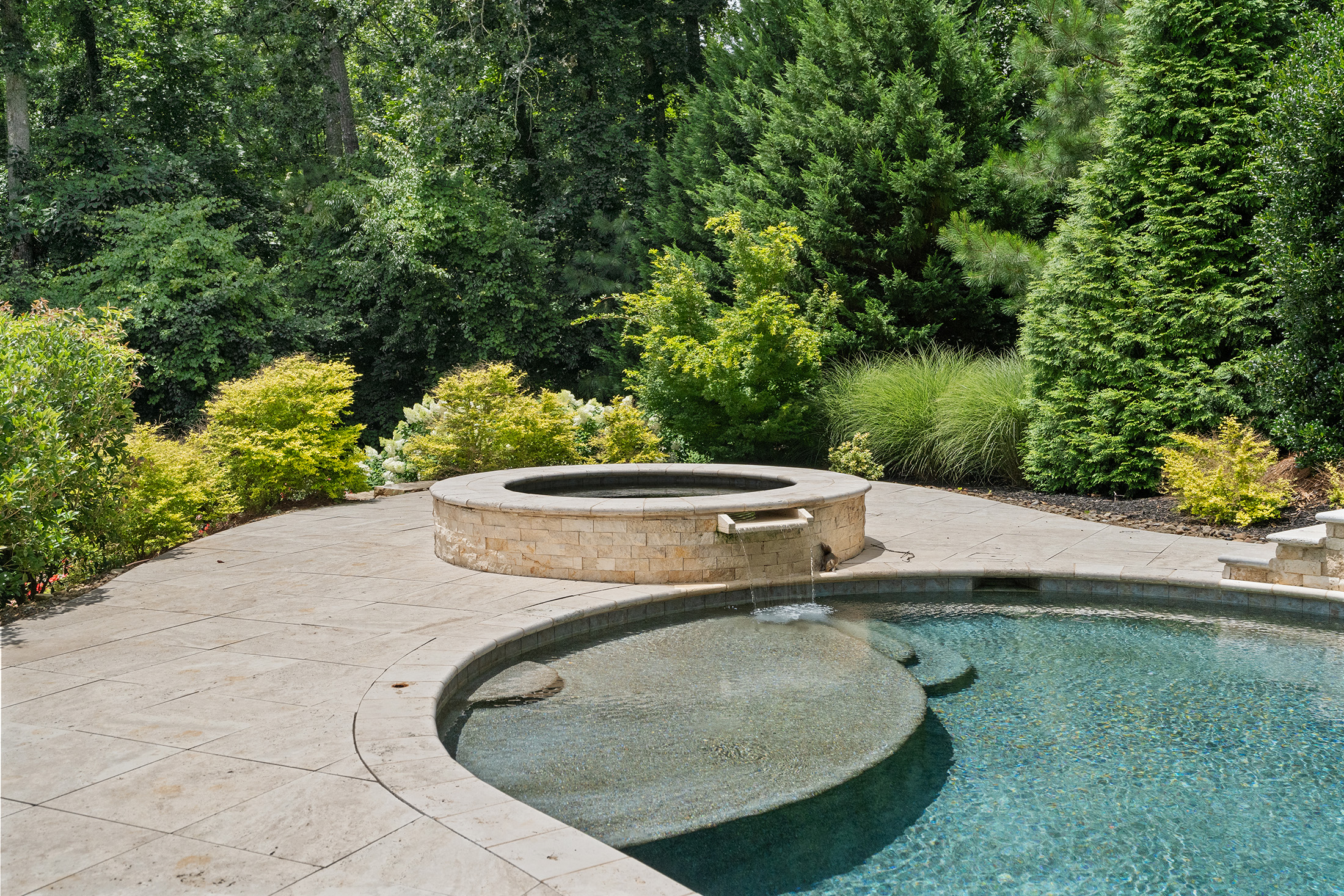  Luxury Living Centered Around a Stunning New Pool and Spa - 物件實景