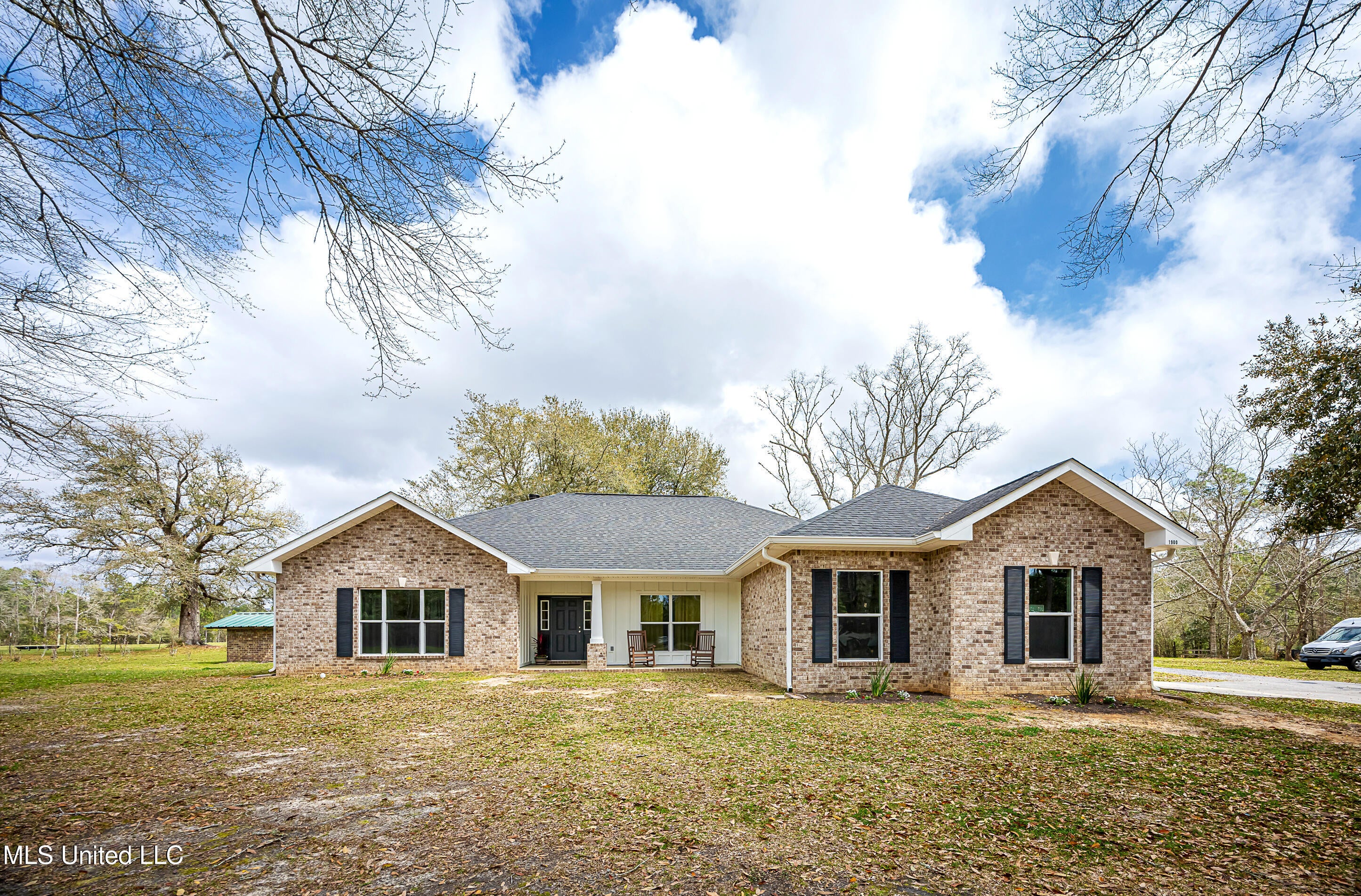 Vancleave, Mississippi, 39565, United States, 4 Bedrooms Bedrooms, ,2 BathroomsBathrooms,Residential,For Sale,1927401