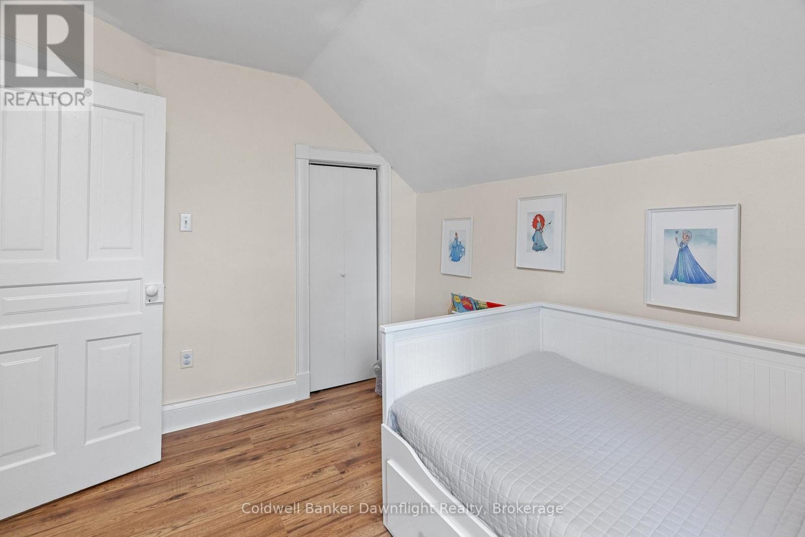 STRATFORD, Ontario, N5A 4K8, CA, 3 Bedrooms Bedrooms, ,1 BathroomBathrooms,Residential,For Sale,1948181