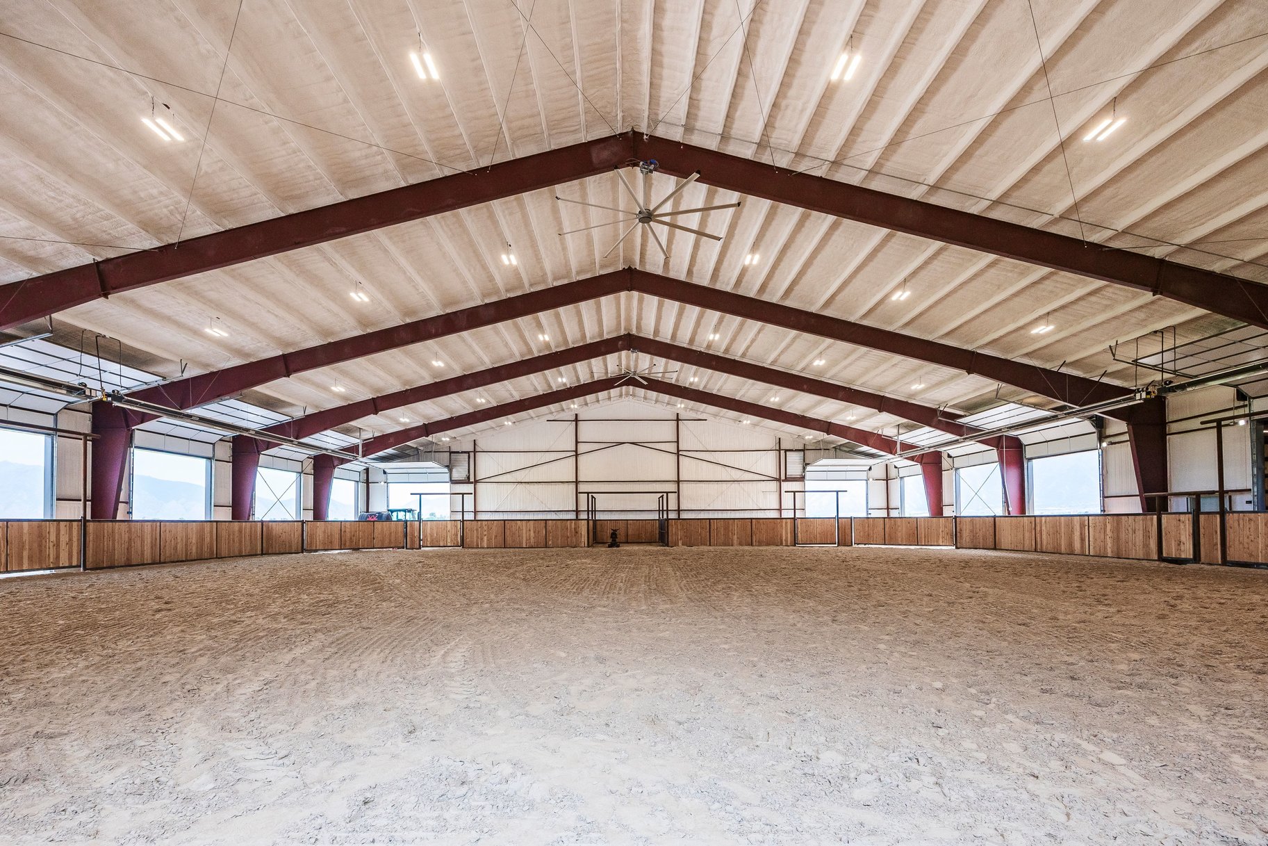  Refined Farmhouse Living with Professional Horse Facilities - 物件實景