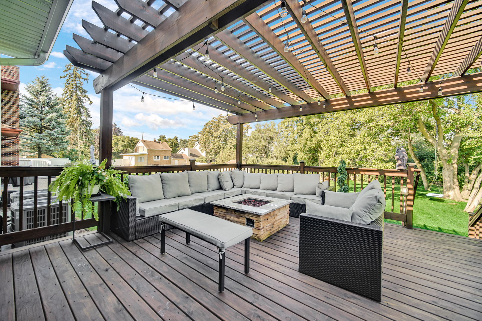 Downers Grove, Illinois, 60516, United States, 4 Bedrooms Bedrooms, ,5 BathroomsBathrooms,Residential,For Sale,1905764