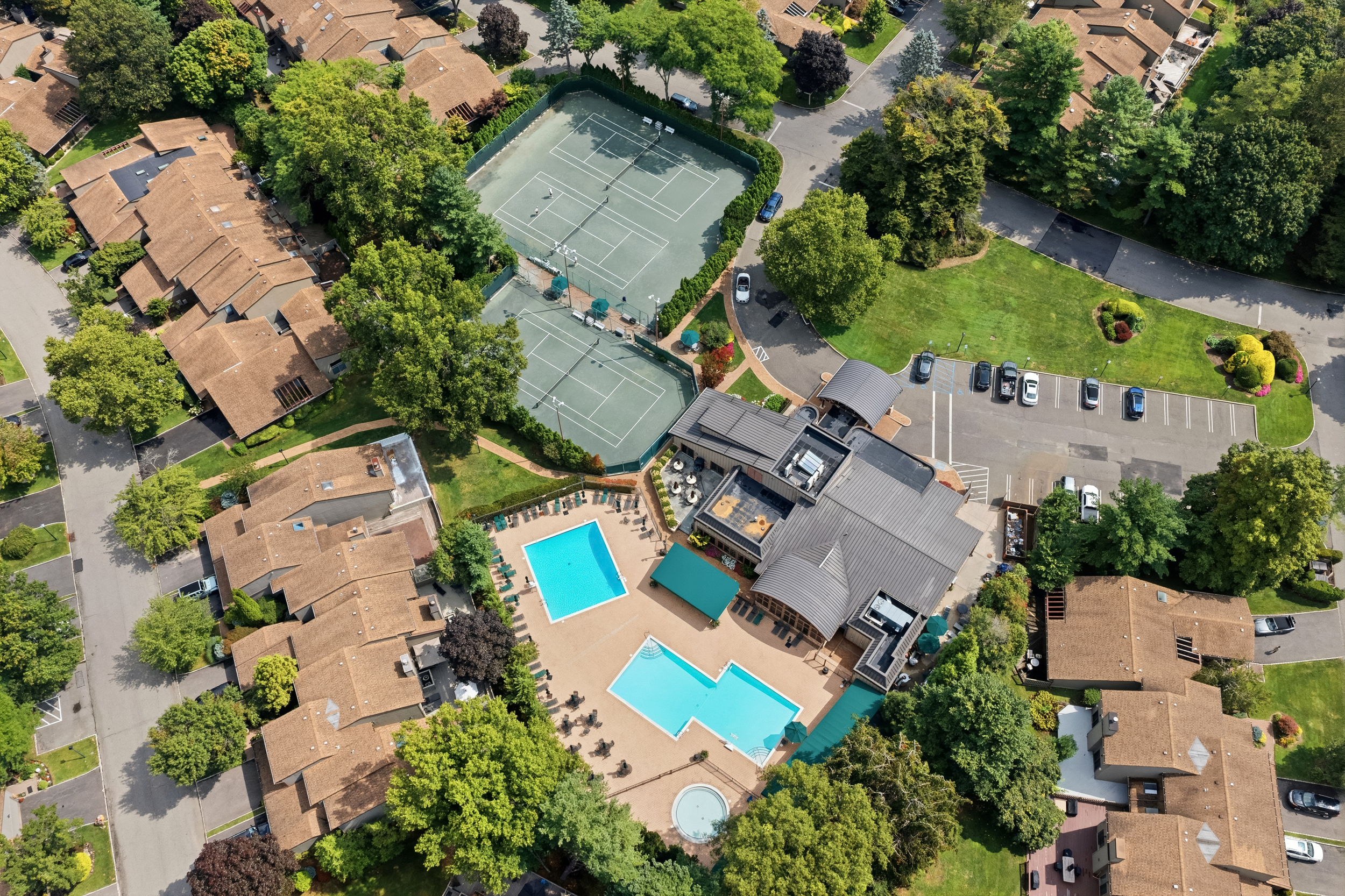  42 Country Club Drive, Jericho, NY, 11753 - 物件實景