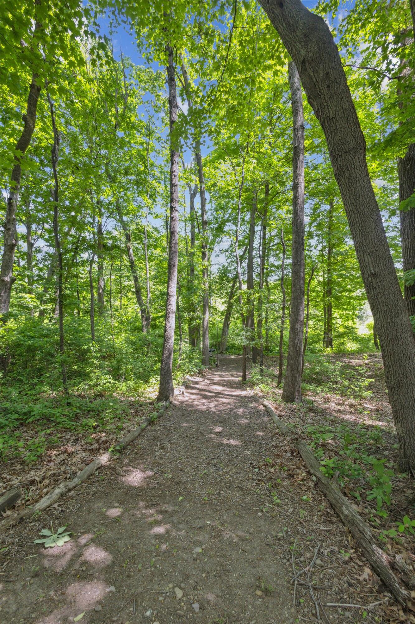 Edwardsburg, Michigan, 49112, United States, 4 Bedrooms Bedrooms, ,4 BathroomsBathrooms,Residential,For Sale,1989598