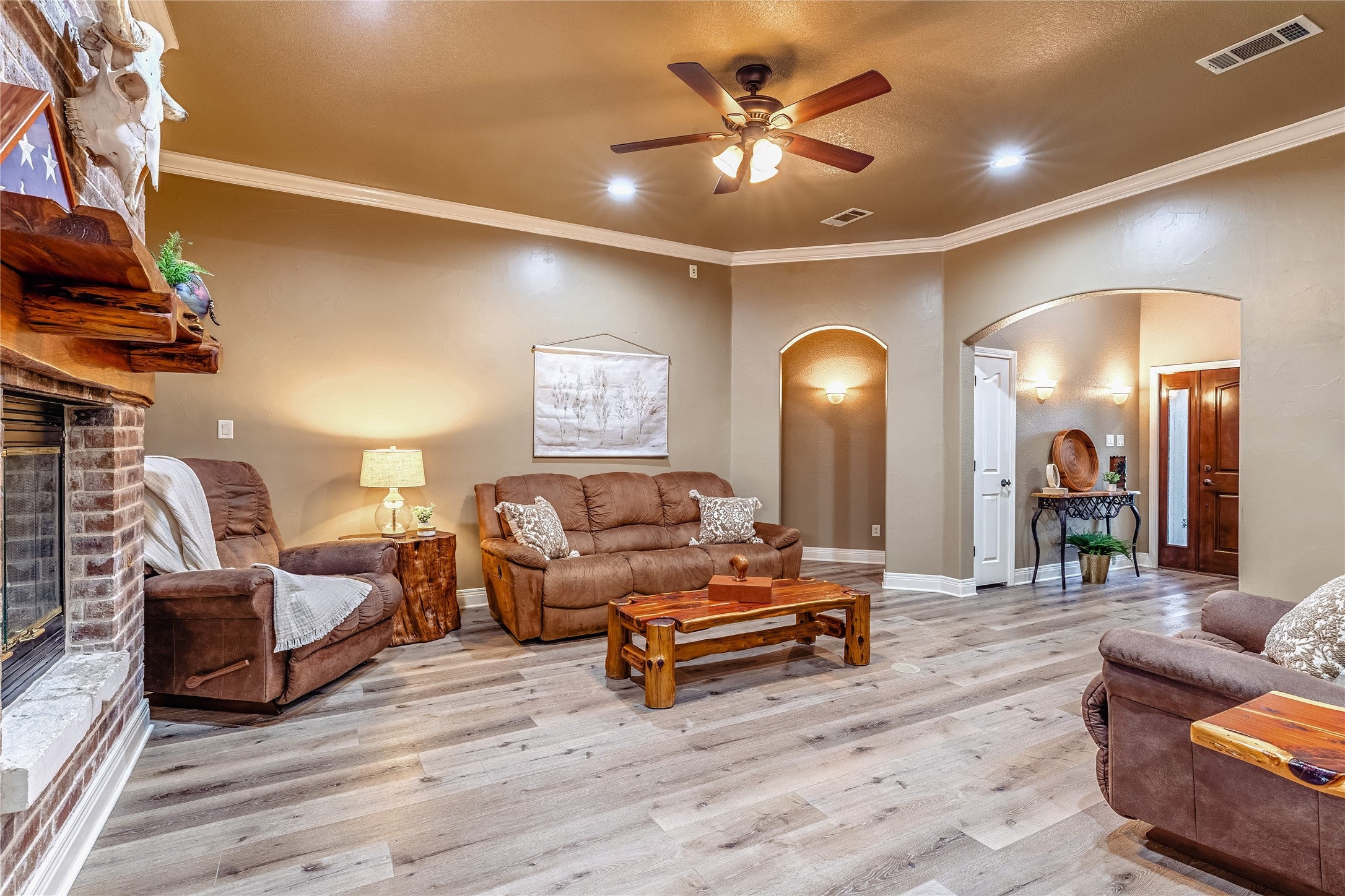 Lakeside, Texas, 76135, United States, 3 Bedrooms Bedrooms, ,3 BathroomsBathrooms,Residential,For Sale,2047956
