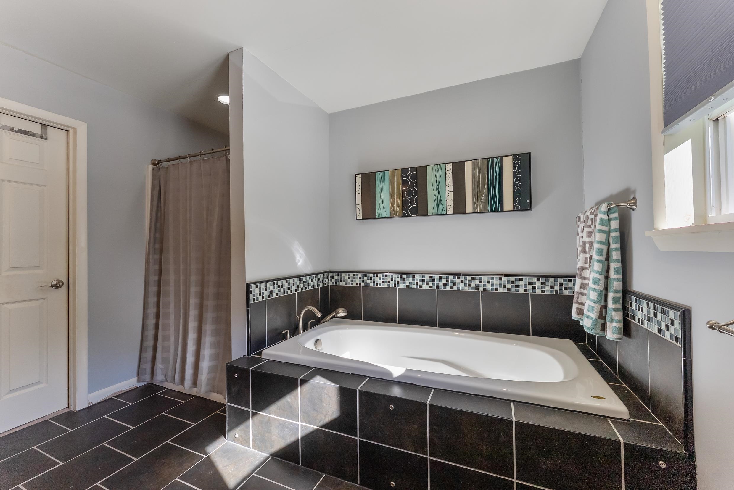 North Cape May, New Jersey, 08204, United States, 4 Bedrooms Bedrooms, ,3 BathroomsBathrooms,Residential,For Sale,2015318