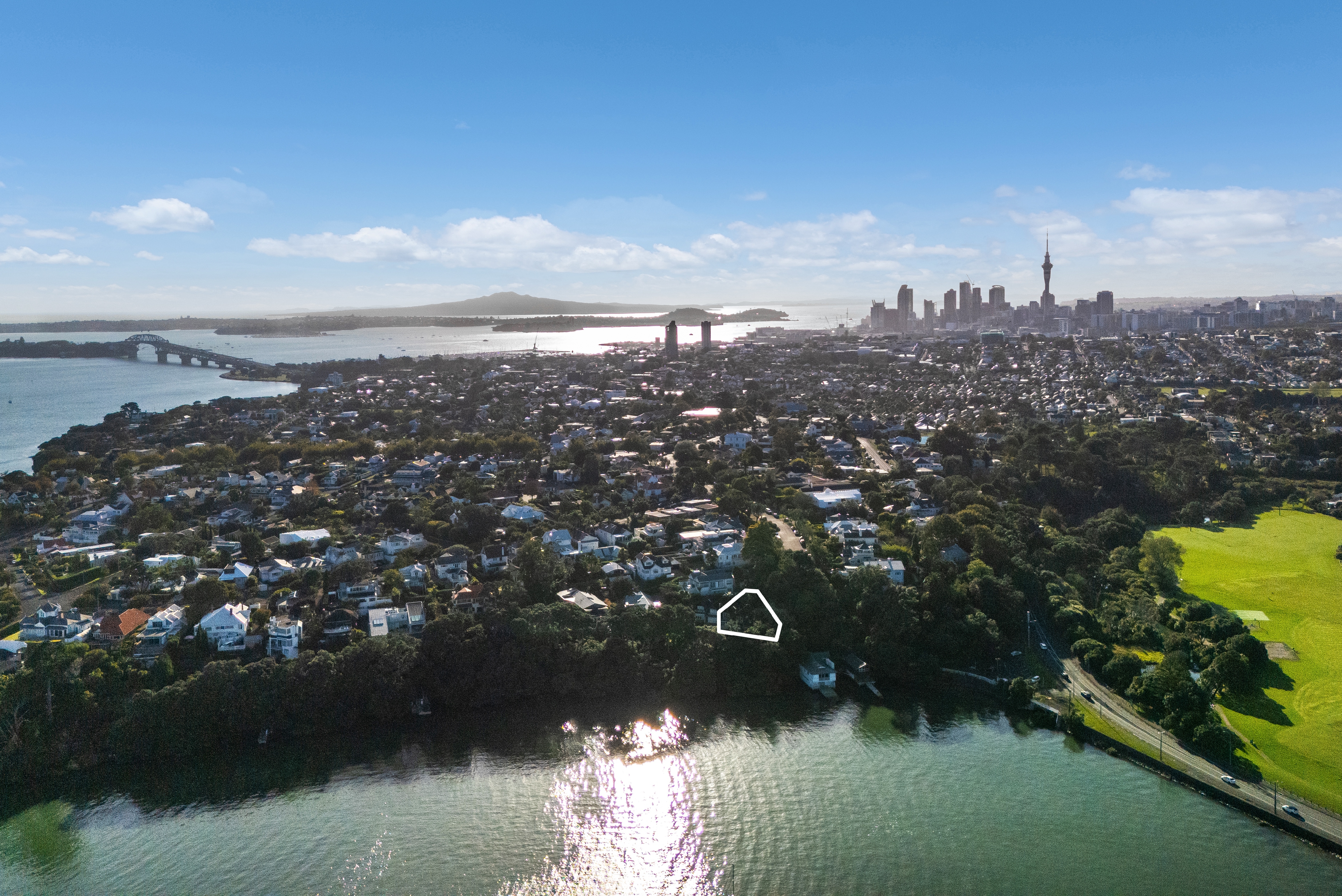  Affordable Blue Chip Waterfront - 物件實景