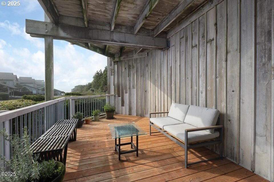 Depoe Bay, Oregon, 97341, United States, 2 Bedrooms Bedrooms, ,2 BathroomsBathrooms,Residential,For Sale,1988210