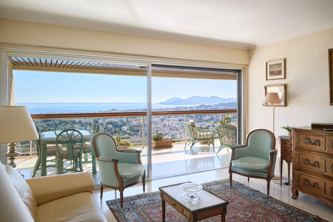Le Cannet, Provence-Alpes-Côte d’Azur, 06110, FR, 3 Bedrooms Bedrooms, ,1 BathroomBathrooms,Residential,For Sale,1882929
