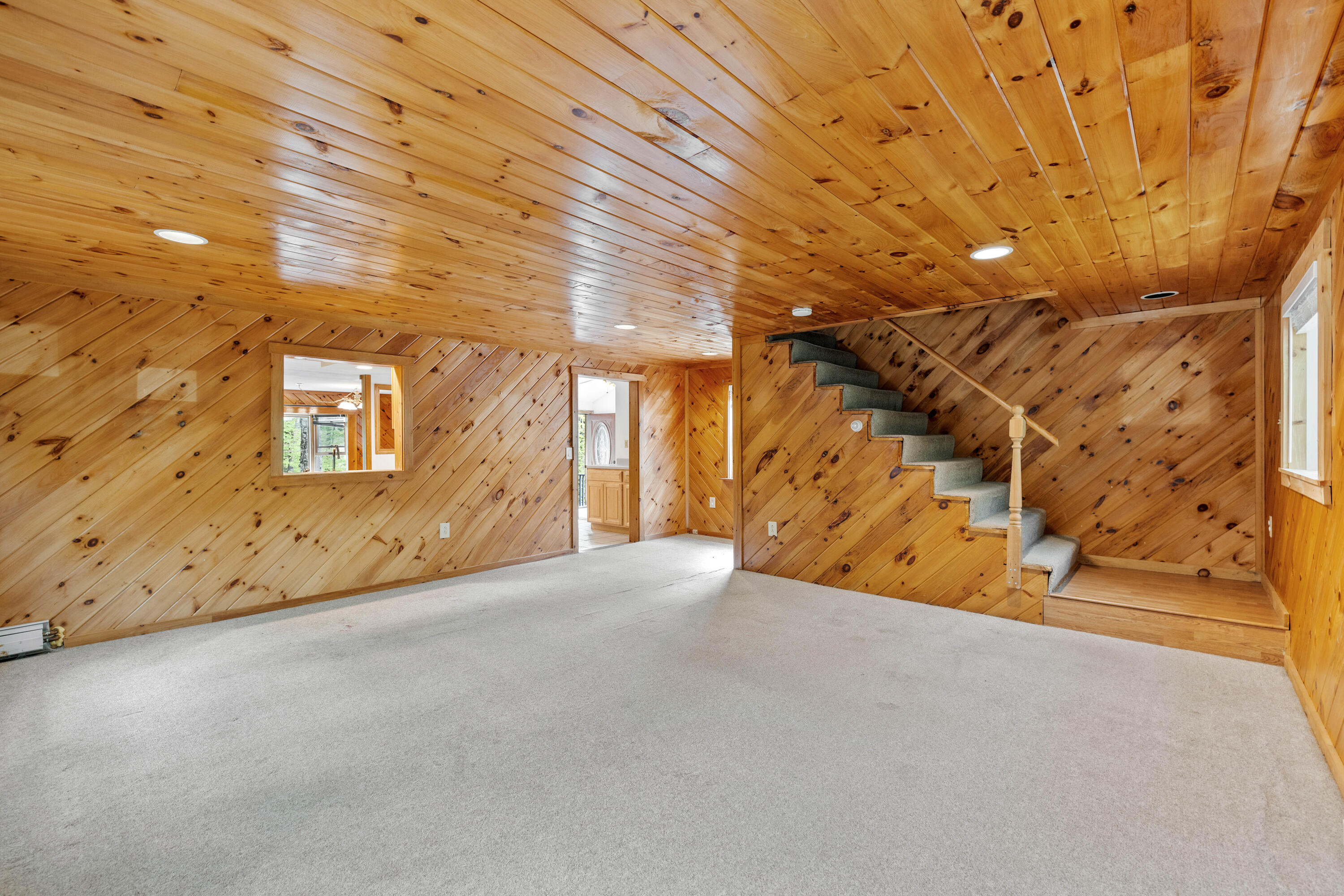 Topsham, Maine, 04086, United States, 4 Bedrooms Bedrooms, ,2 BathroomsBathrooms,Residential,For Sale,1838332