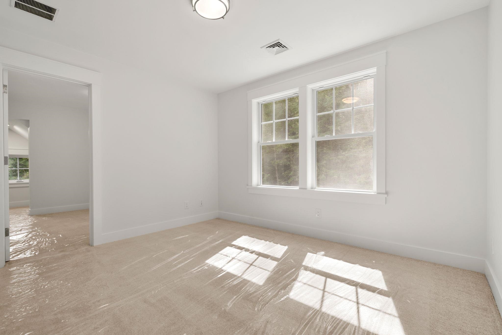 Bedford, New Hampshire, 03110, United States, 4 Bedrooms Bedrooms, ,4 BathroomsBathrooms,Residential,For Sale,1848455
