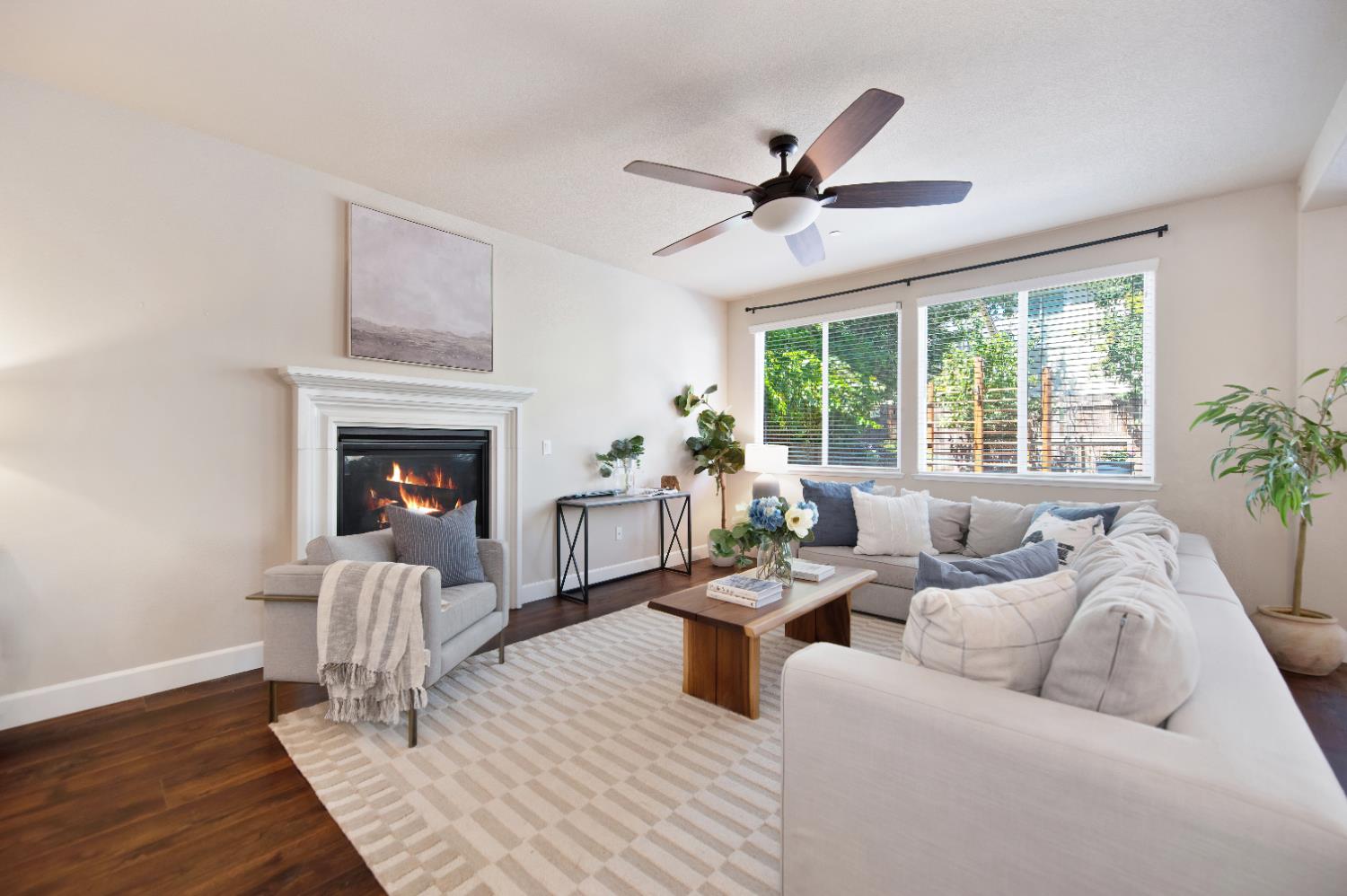 West Sacramento, California, 95691, United States, 4 Bedrooms Bedrooms, ,3 BathroomsBathrooms,Residential,For Sale,1906869