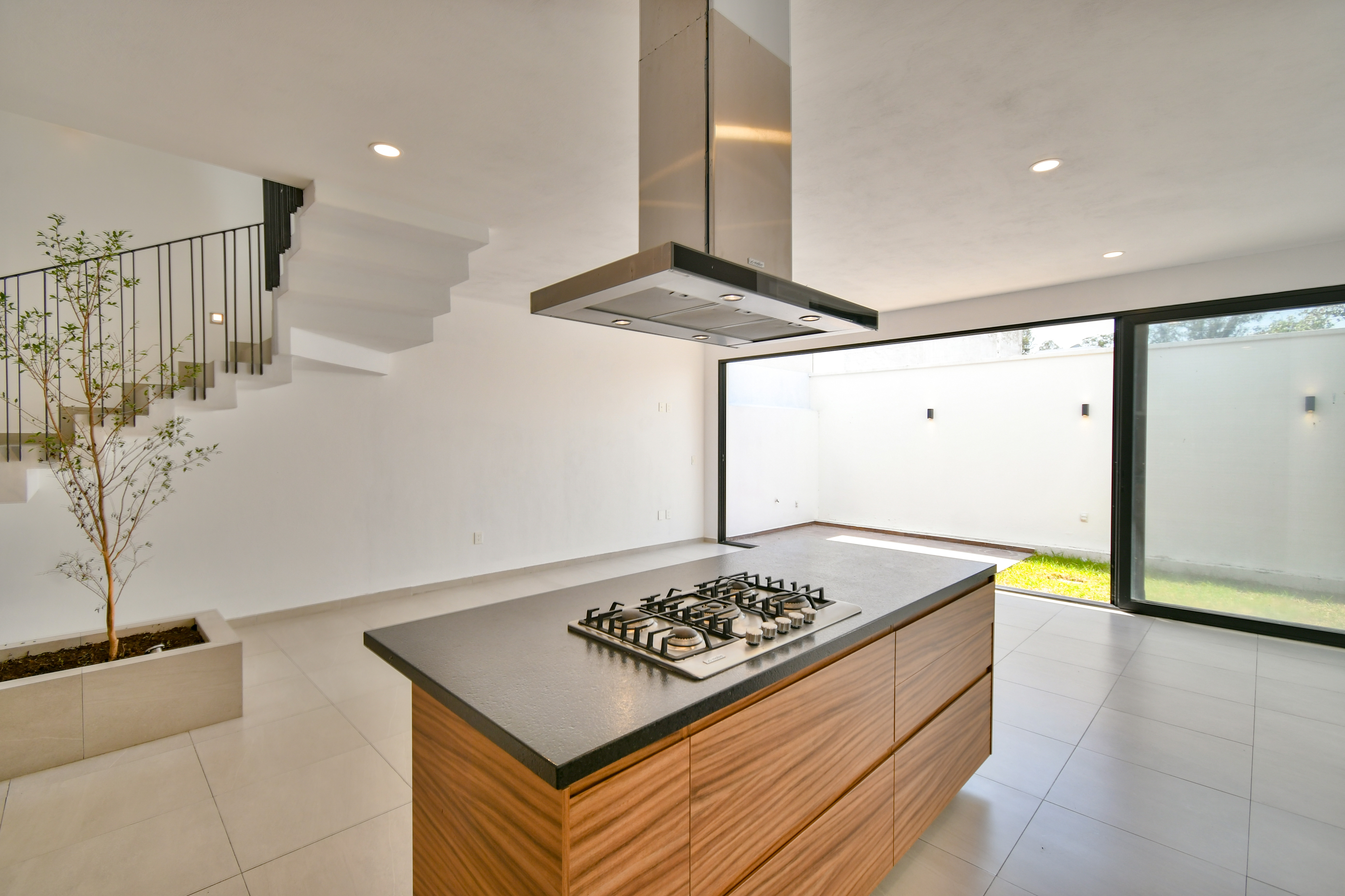  Casa en venta en Coto Encino, Bosques Vallarta  3 recámaras + roof top - 物件實景