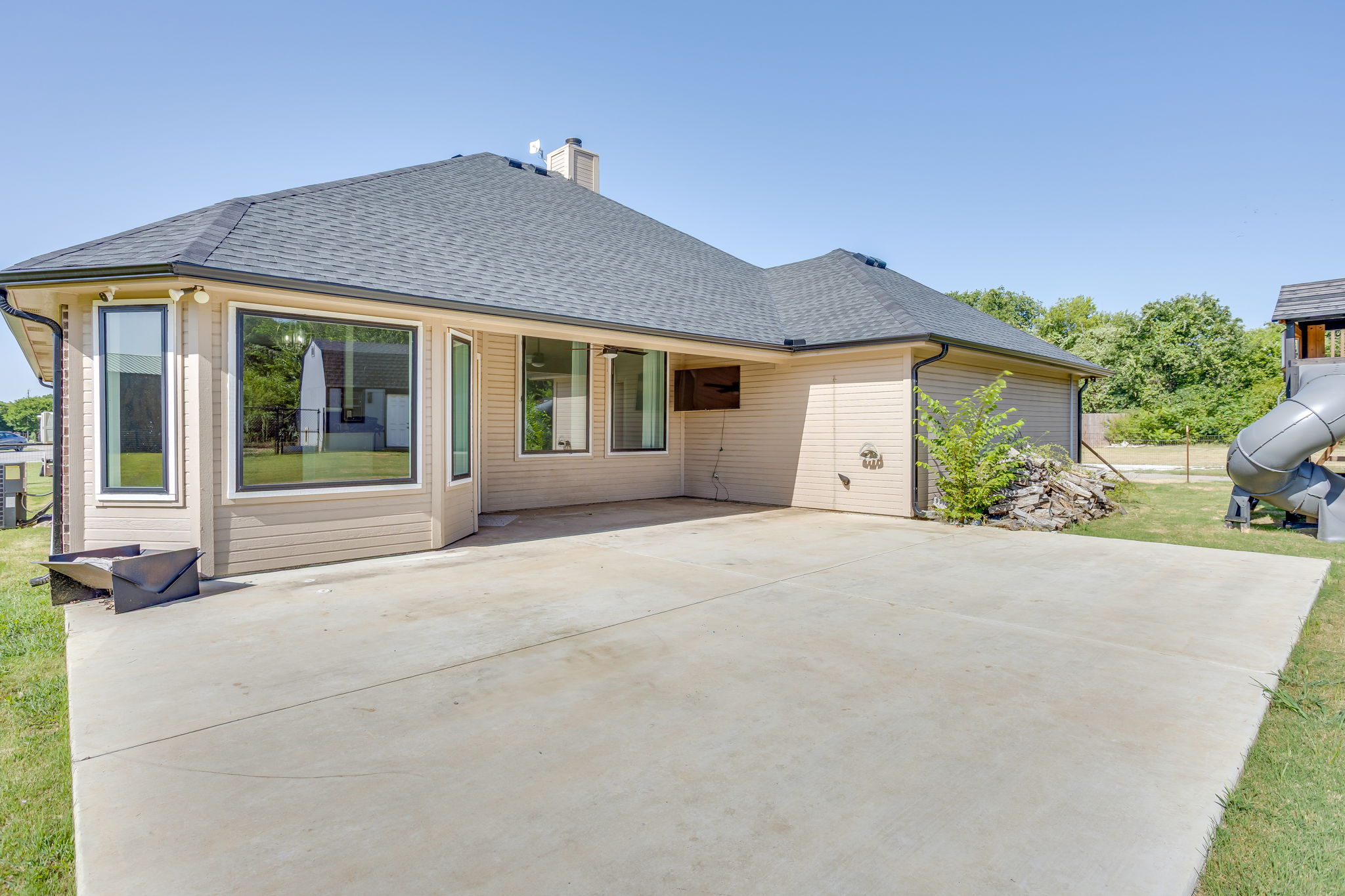  116 Cinnamon Court, Weatherford, TX, 76088 - 物件實景