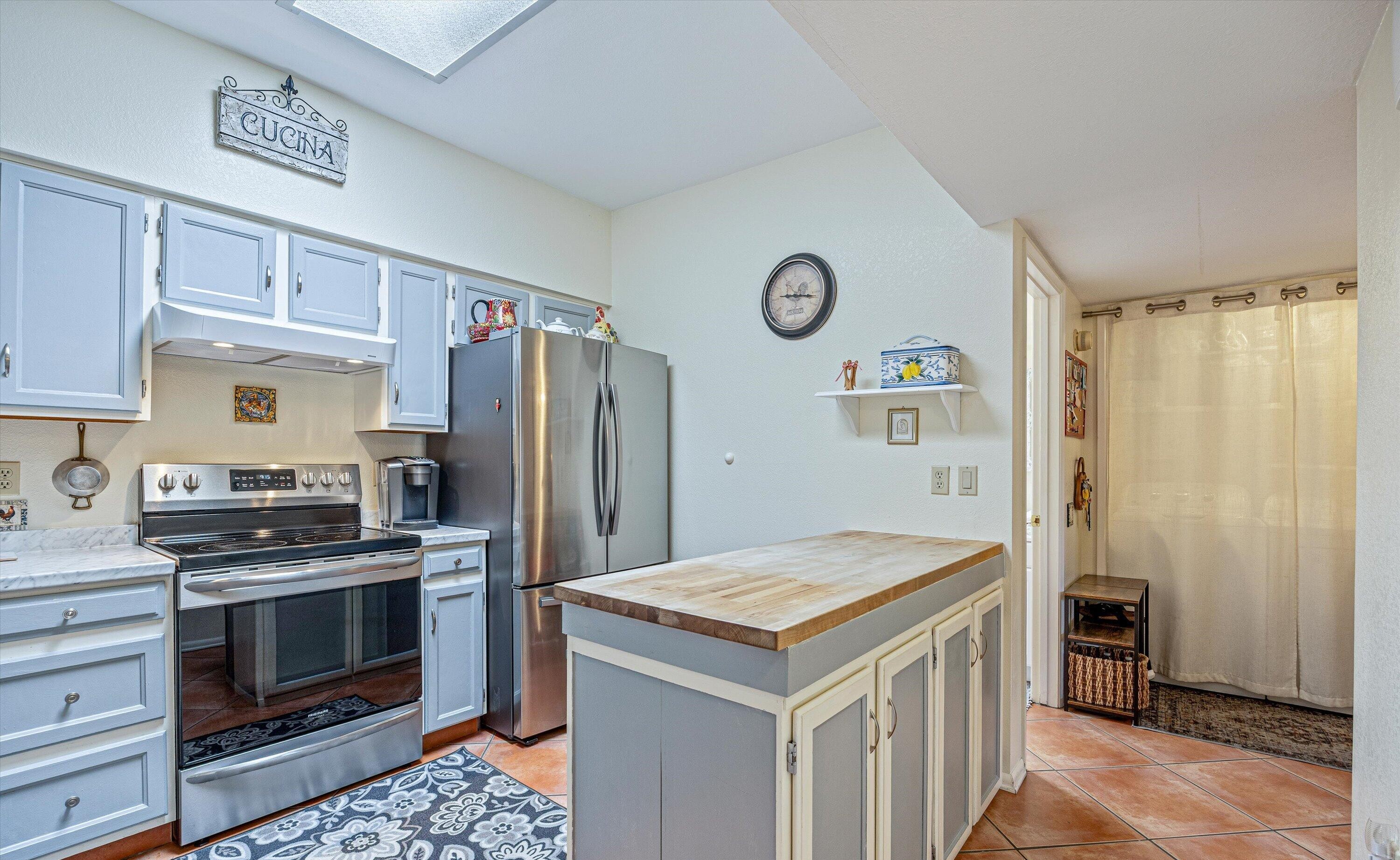  1432 W Calle Pueblo, Green Valley, AZ, 85622 - 物件實景