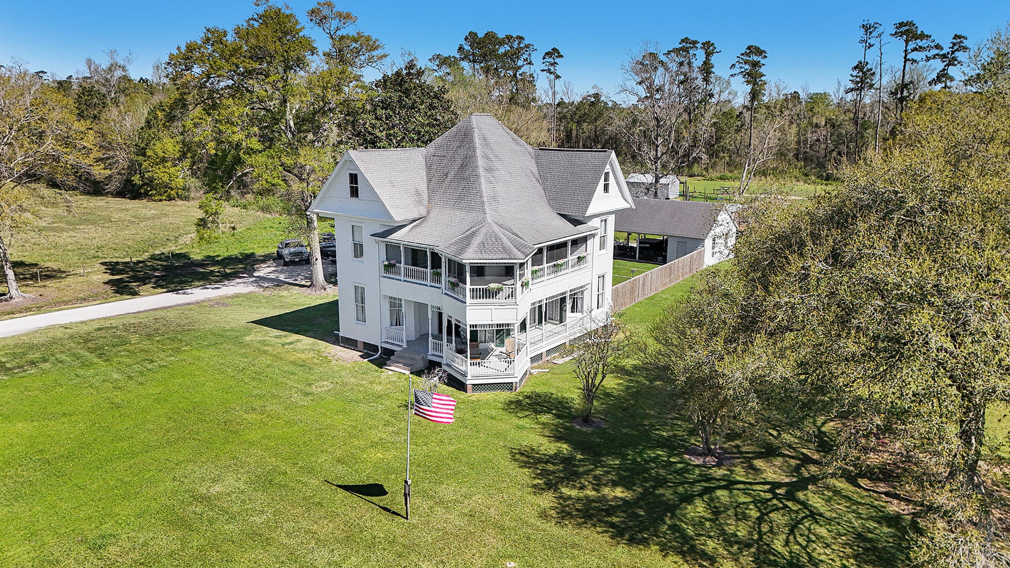 Anahuac, Texas, 77514, United States, 3 Bedrooms Bedrooms, ,2 BathroomsBathrooms,Residential,For Sale,1908288