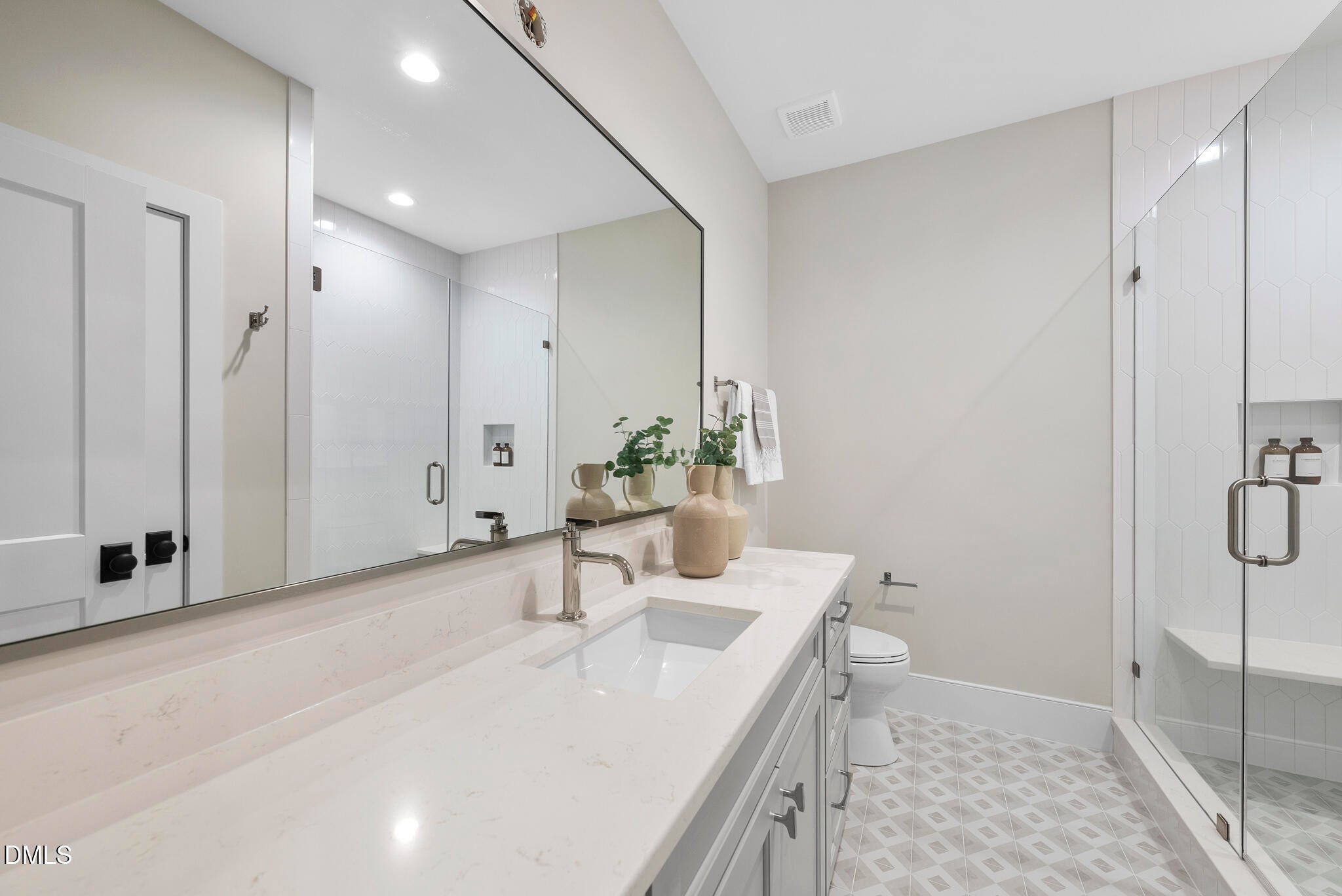 Raleigh, North Carolina, 27615, United States, 5 Bedrooms Bedrooms, ,6 BathroomsBathrooms,Residential,For Sale,1998897