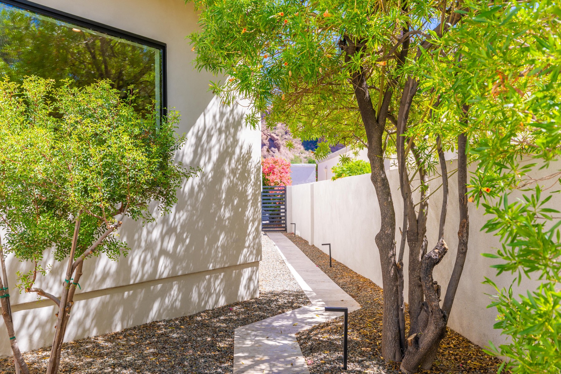  5724 N ECHO CANYON DR¦Phoenix, AZ - 物件實景