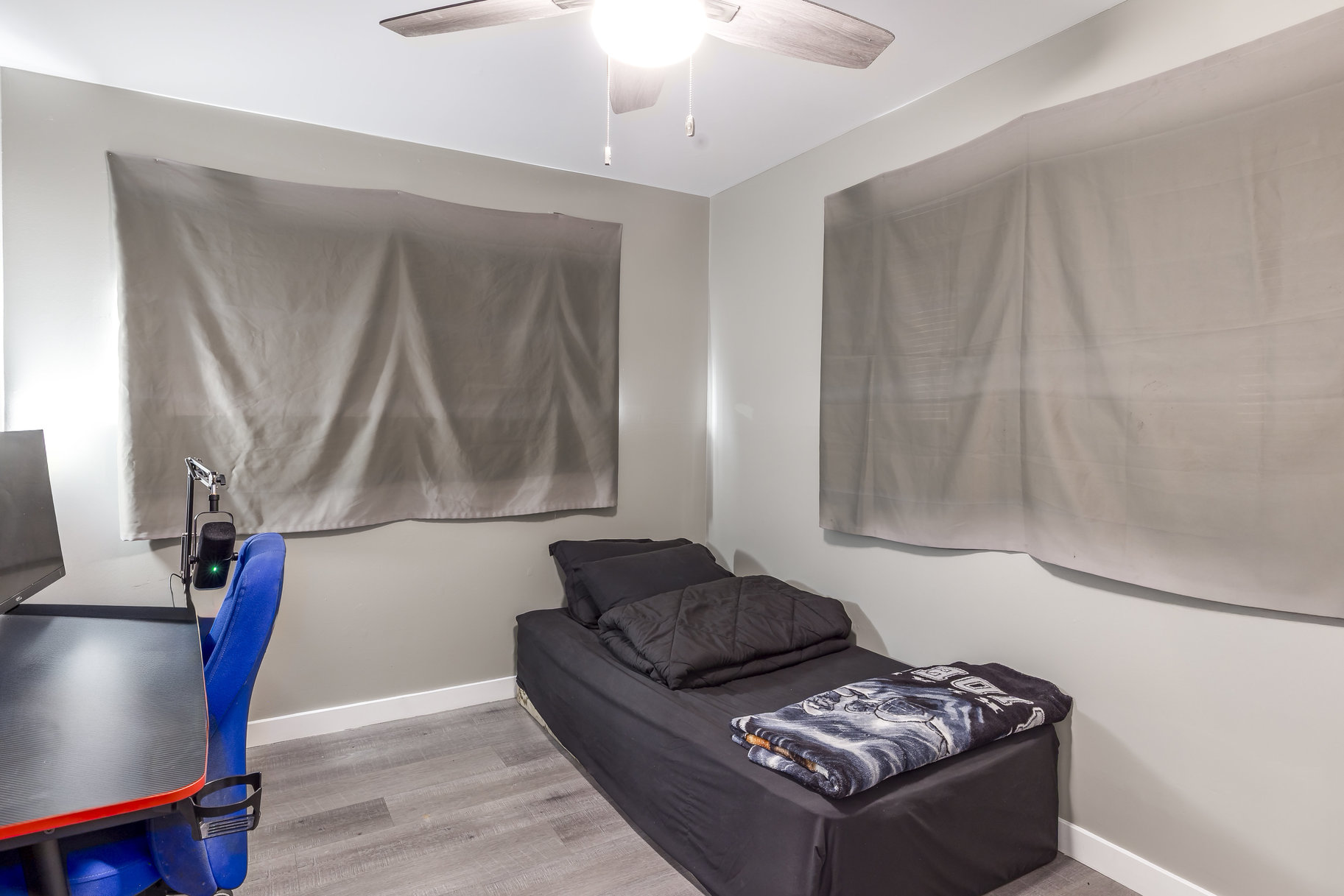  Well-Maintained Four-Unit Property with Exceptional Investment Potential - 物件實景