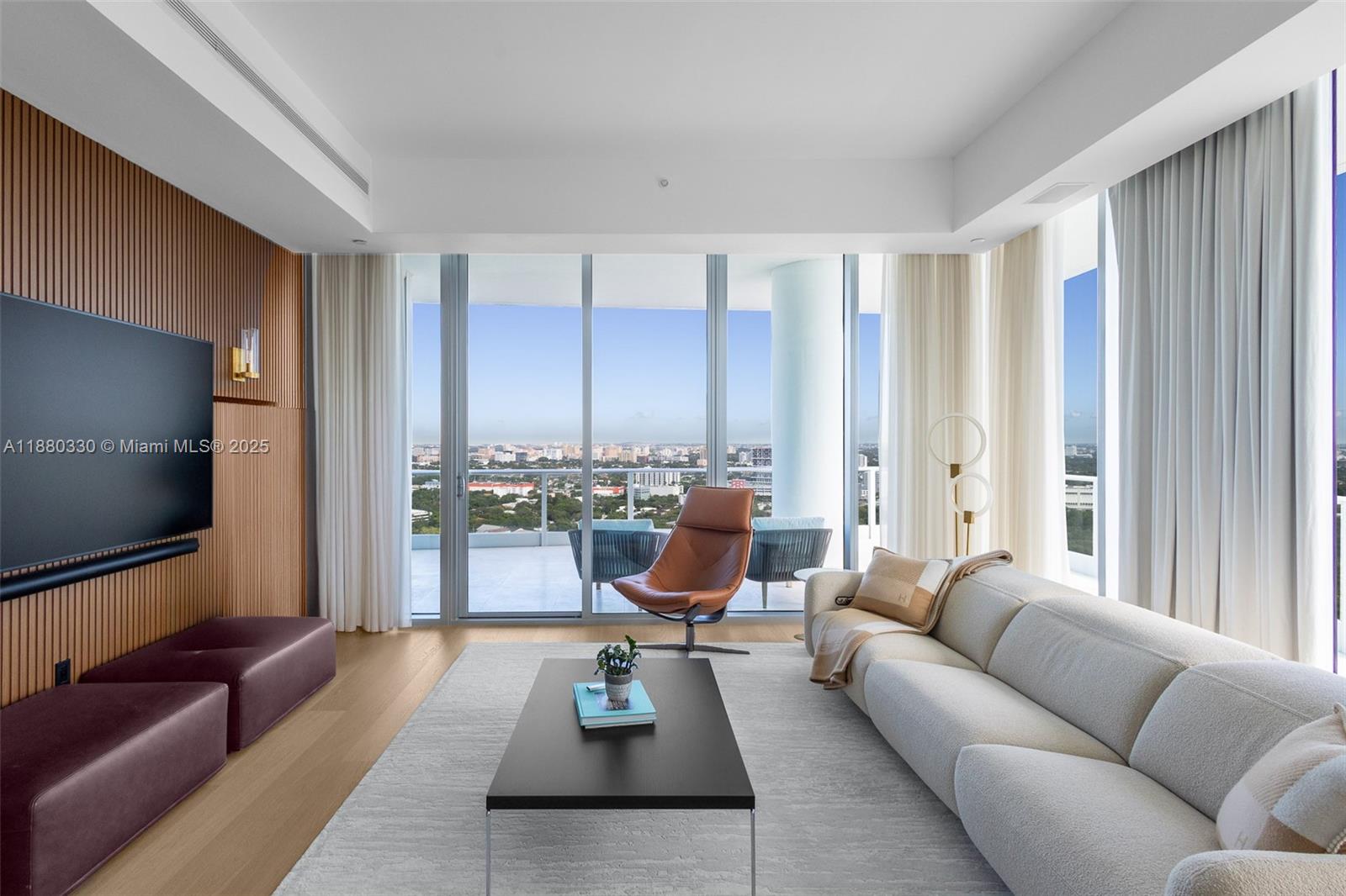 Miami, Florida, 33133, United States, 5 Bedrooms Bedrooms, ,8 BathroomsBathrooms,Residential,For Sale,1965066