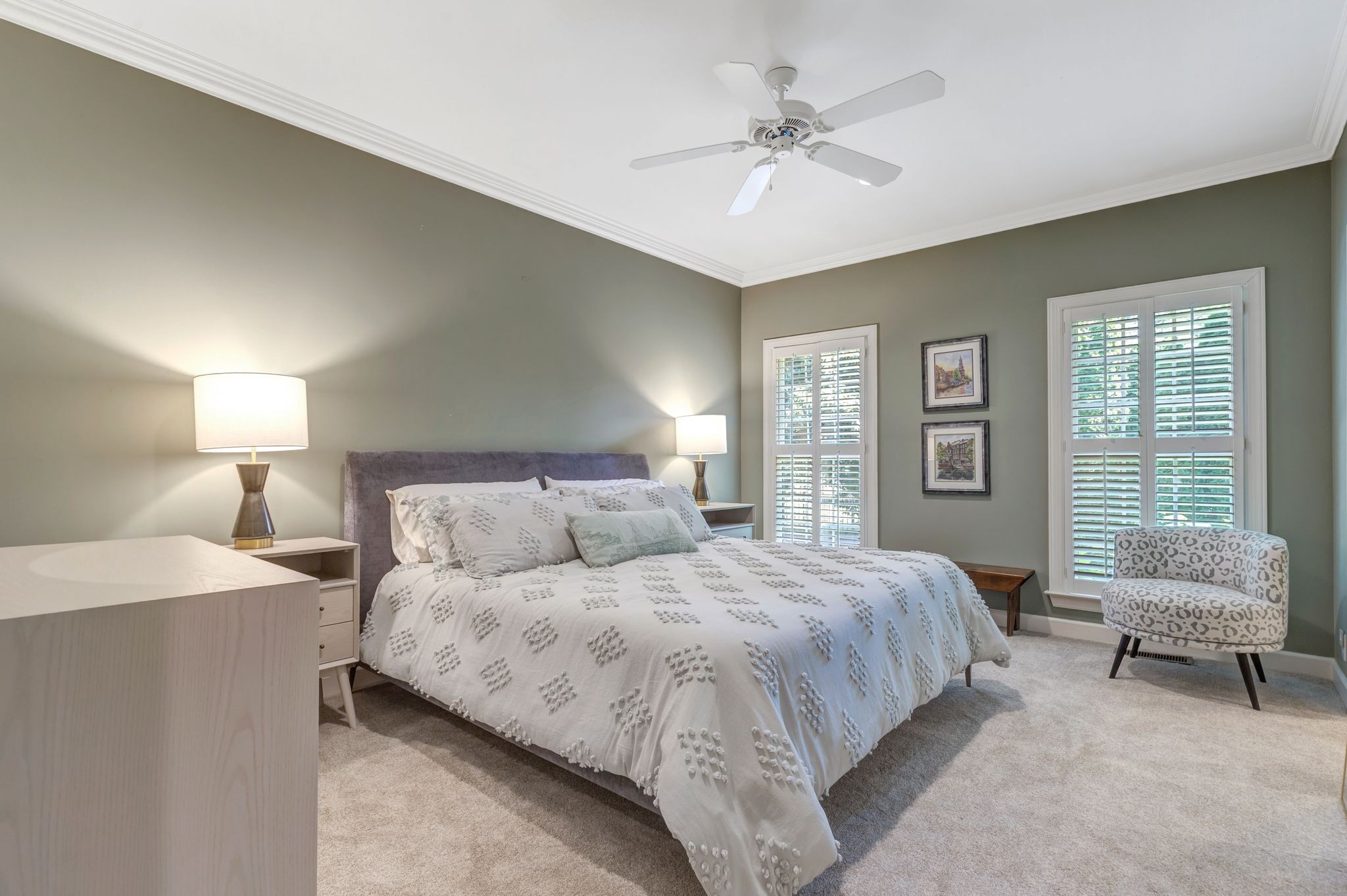 Murfreesboro, Tennessee, 37130, United States, 4 Bedrooms Bedrooms, ,4 BathroomsBathrooms,Residential,For Sale,1925116
