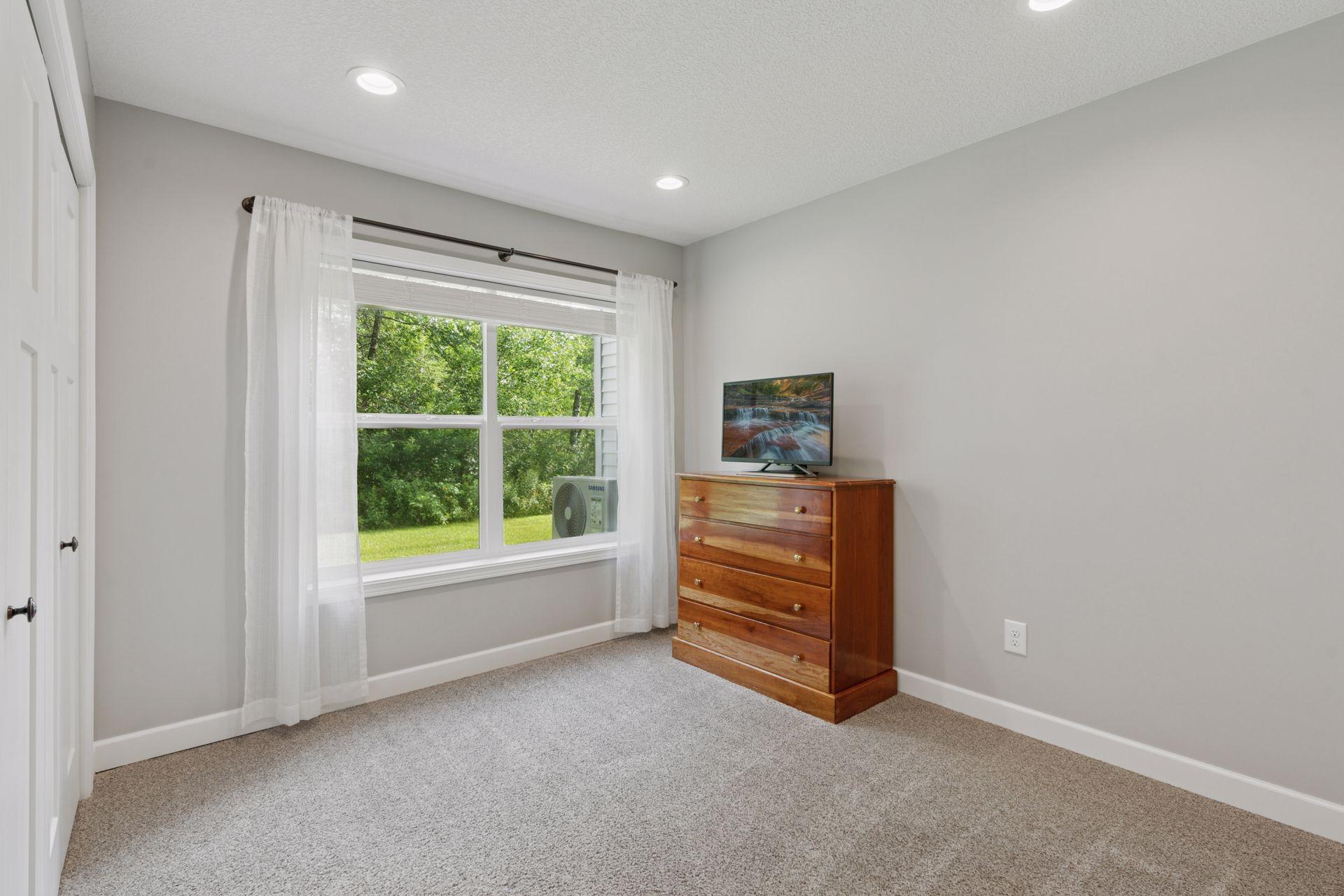 Saint Francis, Minnesota, 55070, United States, 5 Bedrooms Bedrooms, ,3 BathroomsBathrooms,Residential,For Sale,2005376