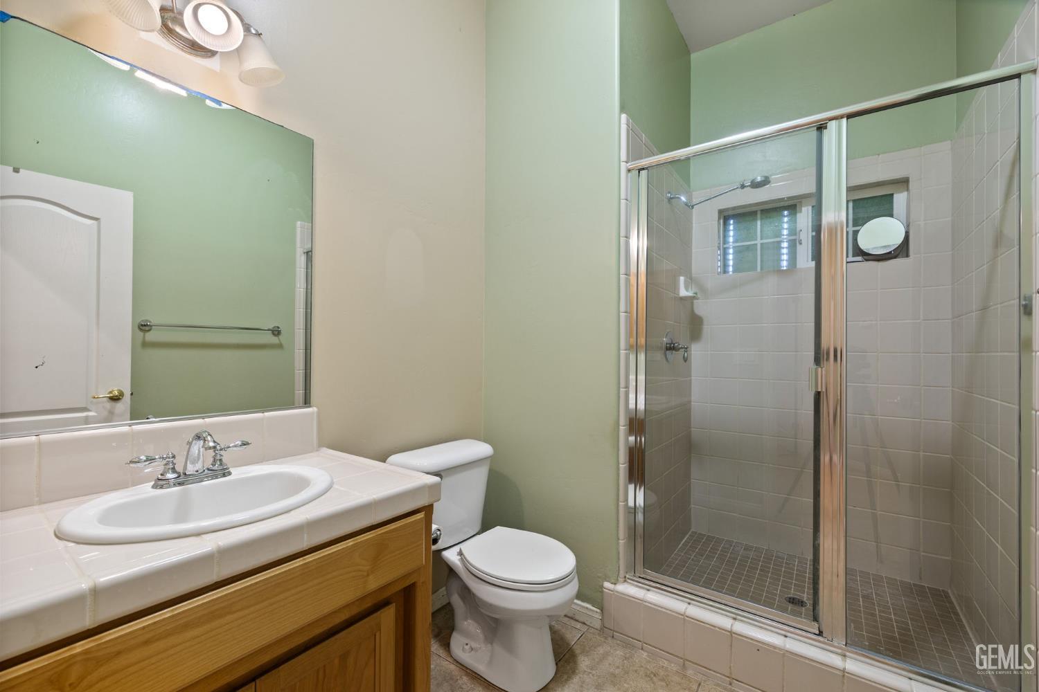 Bakersfield, California, 93312, United States, 4 Bedrooms Bedrooms, ,3 BathroomsBathrooms,Residential,For Sale,1992986