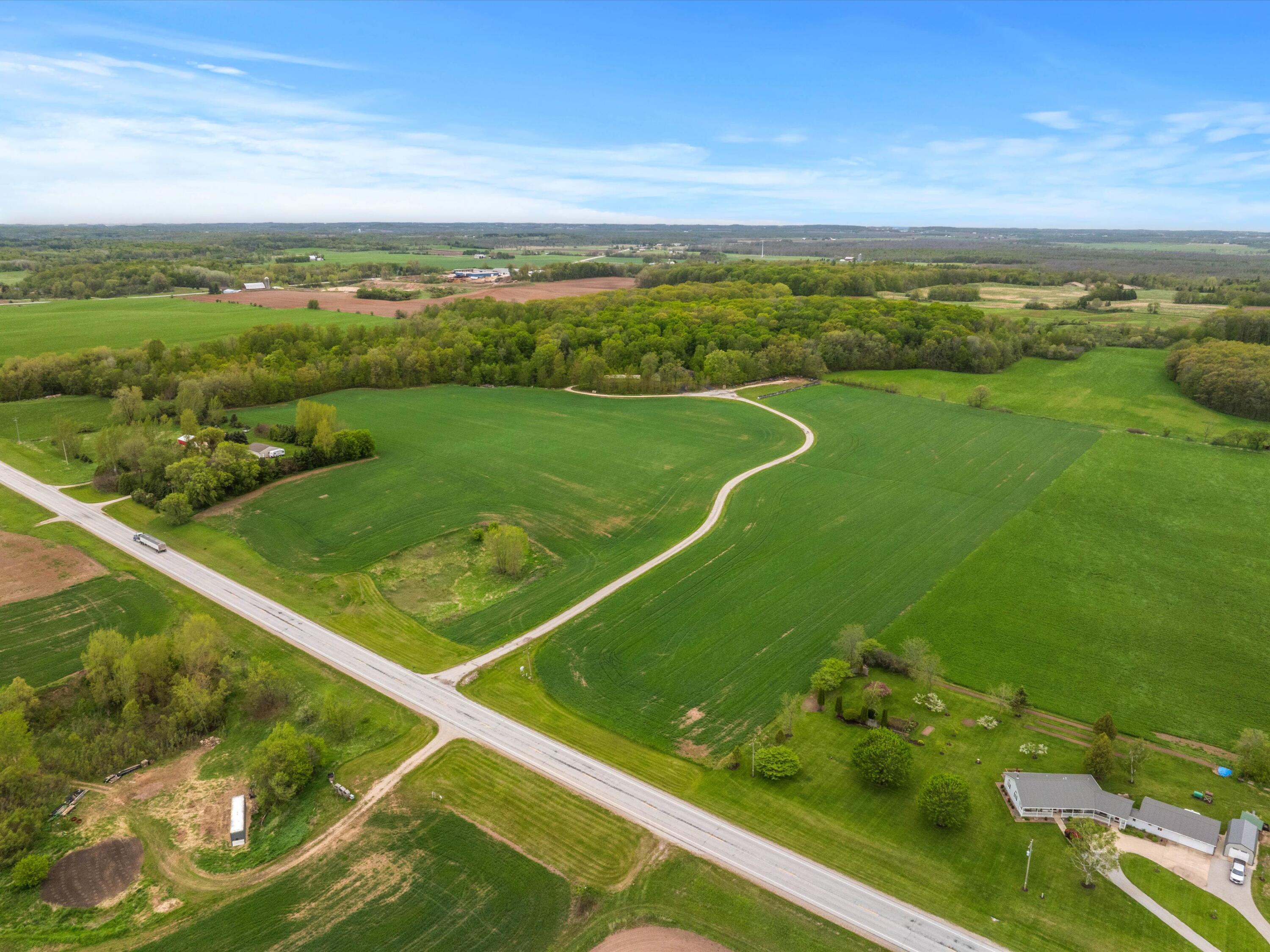 Eaton, Wisconsin, 54245, United States, 3 Bedrooms Bedrooms, ,4 BathroomsBathrooms,Residential,For Sale,1926569